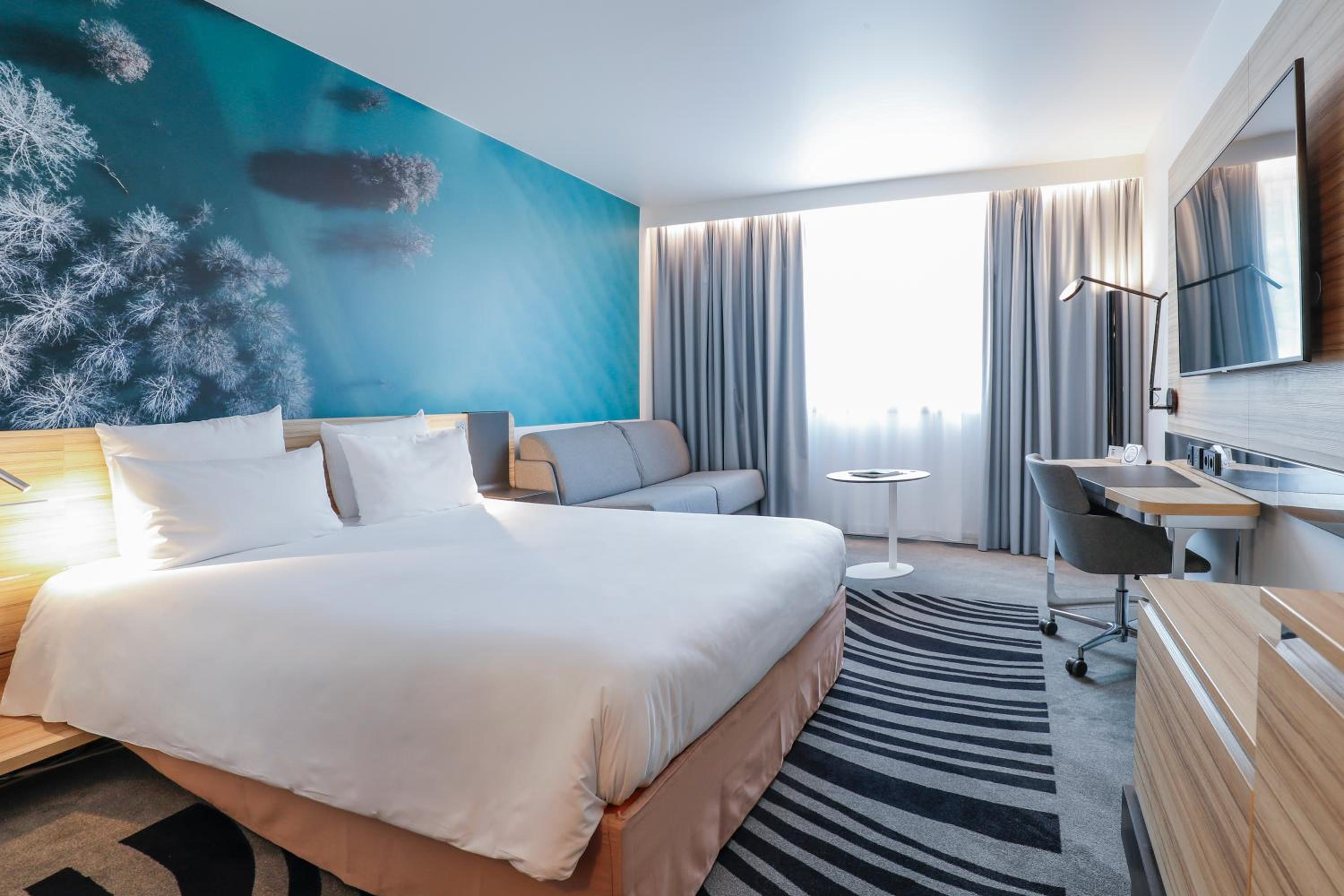 Queen Room with Sofa Bed