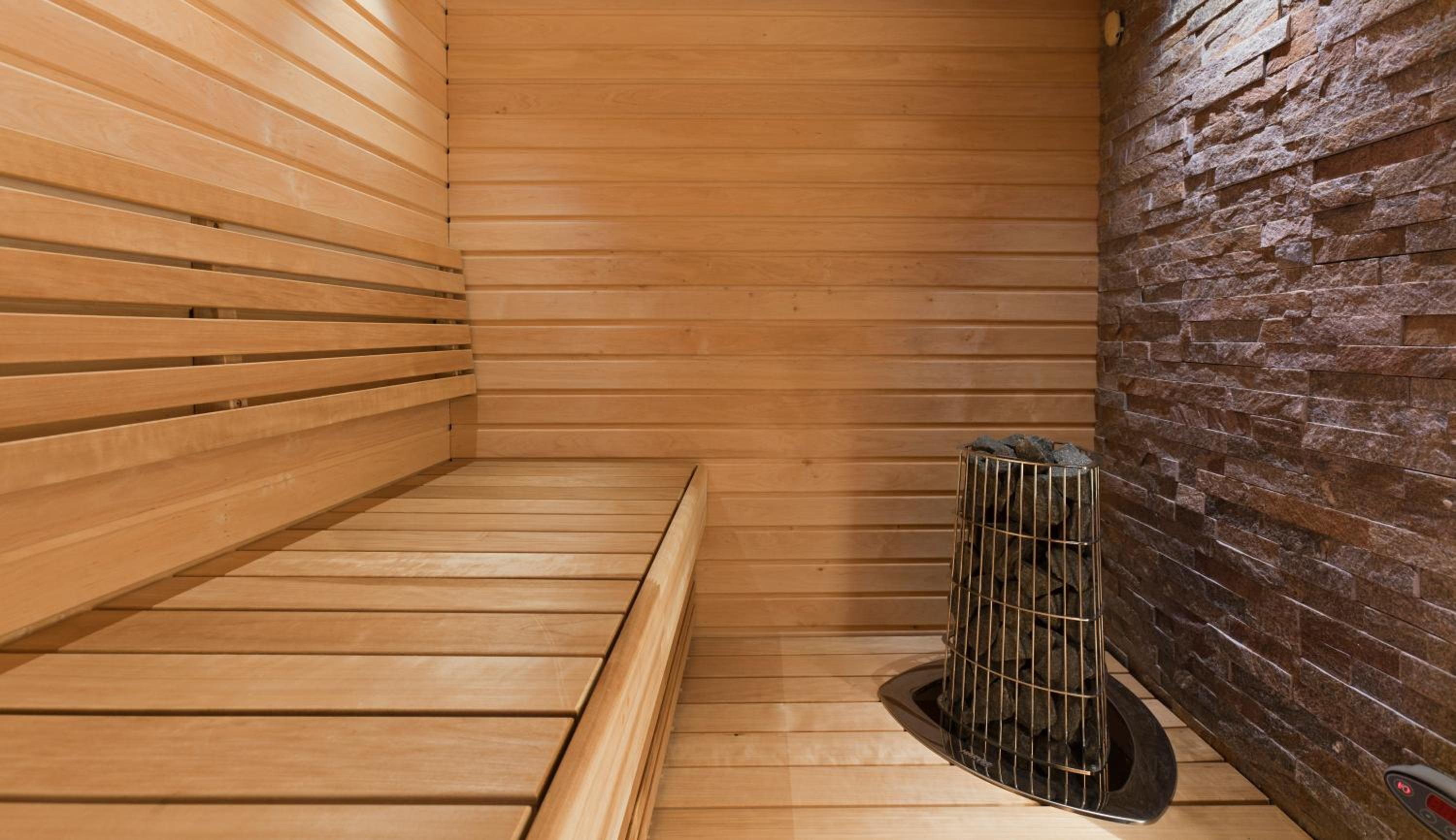 Suite with Sauna