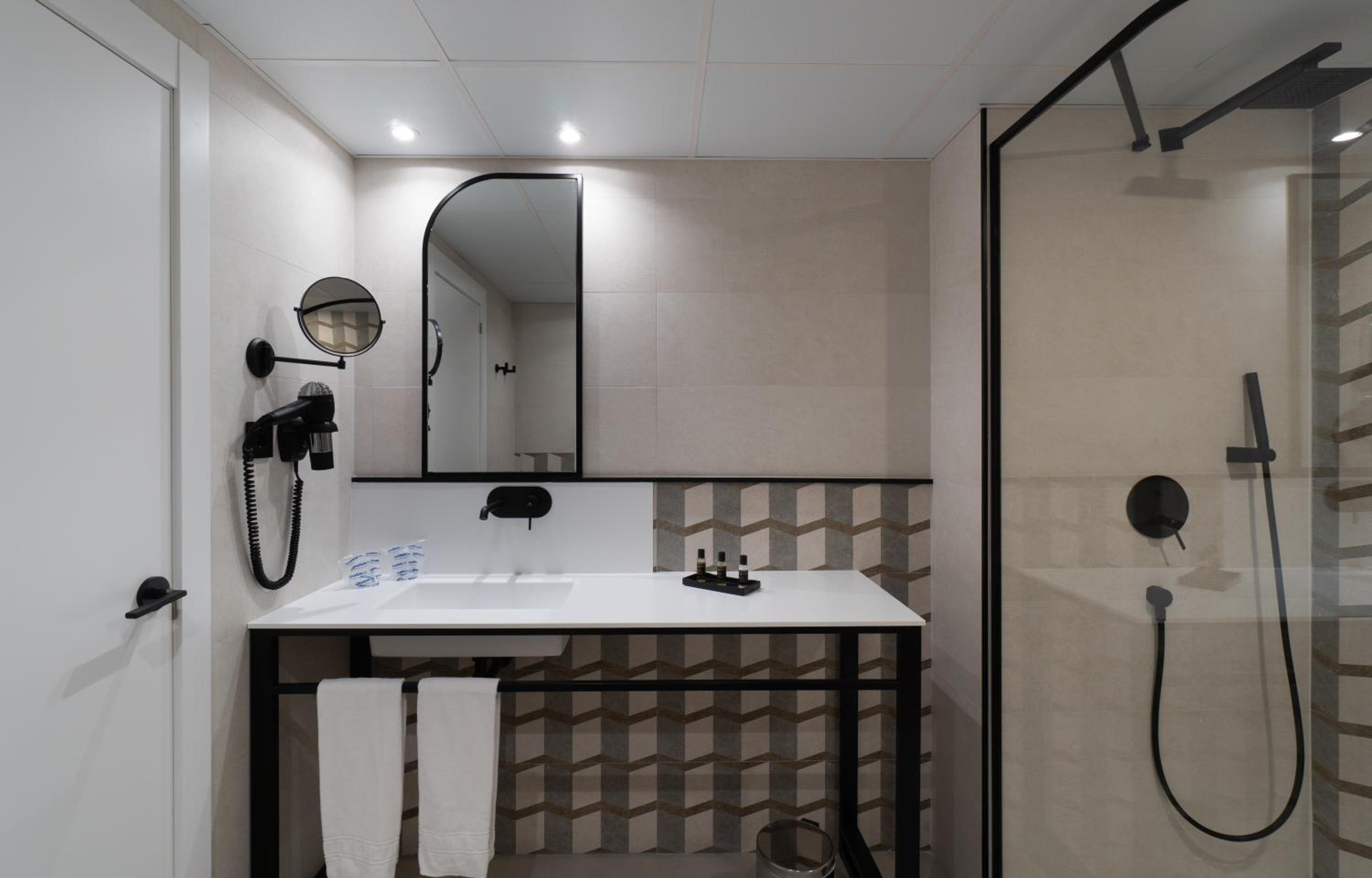 Superior Club with Sea View (2 Adults)