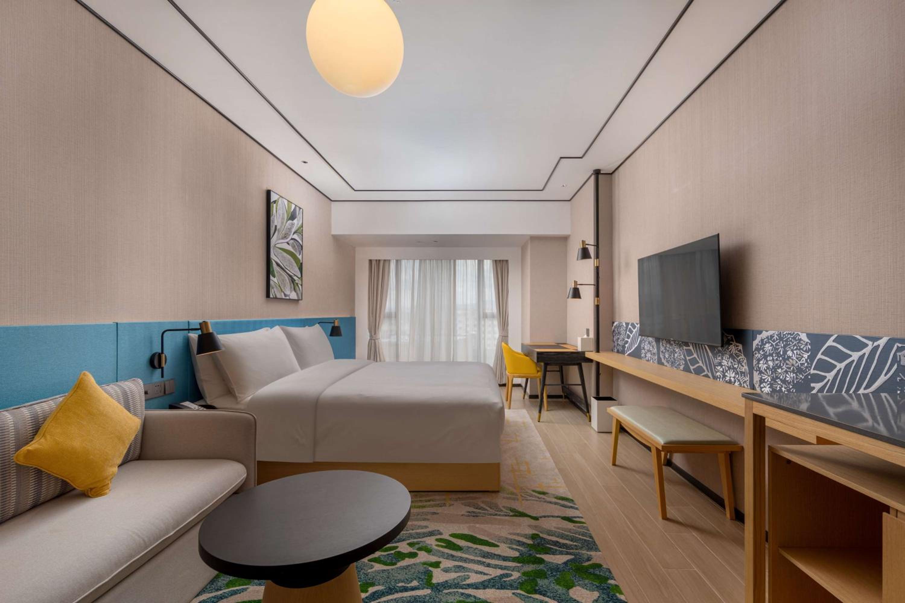 Deluxe King Room