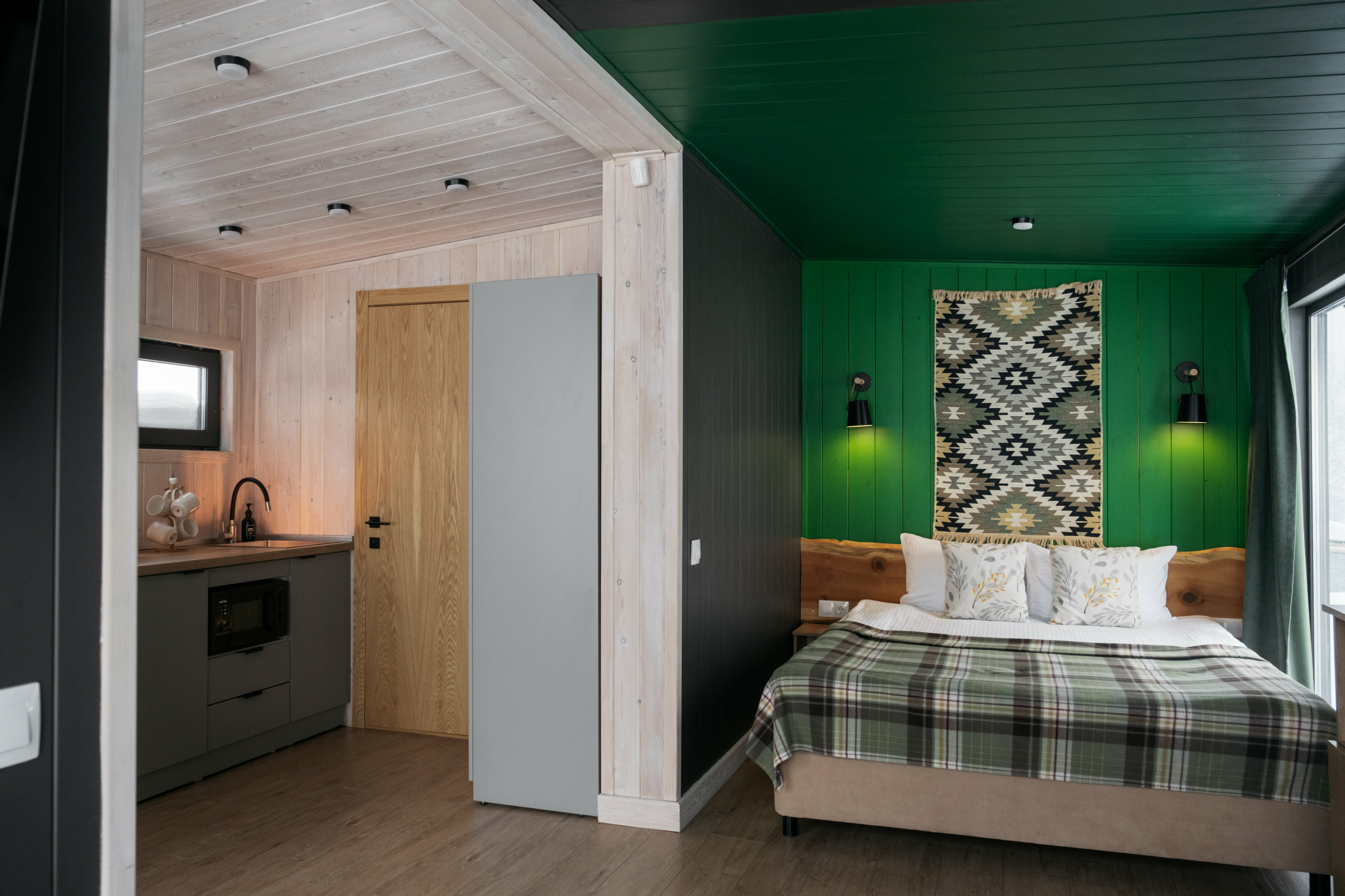 Барнхаус с панорамным видом Green&Grey 2+2