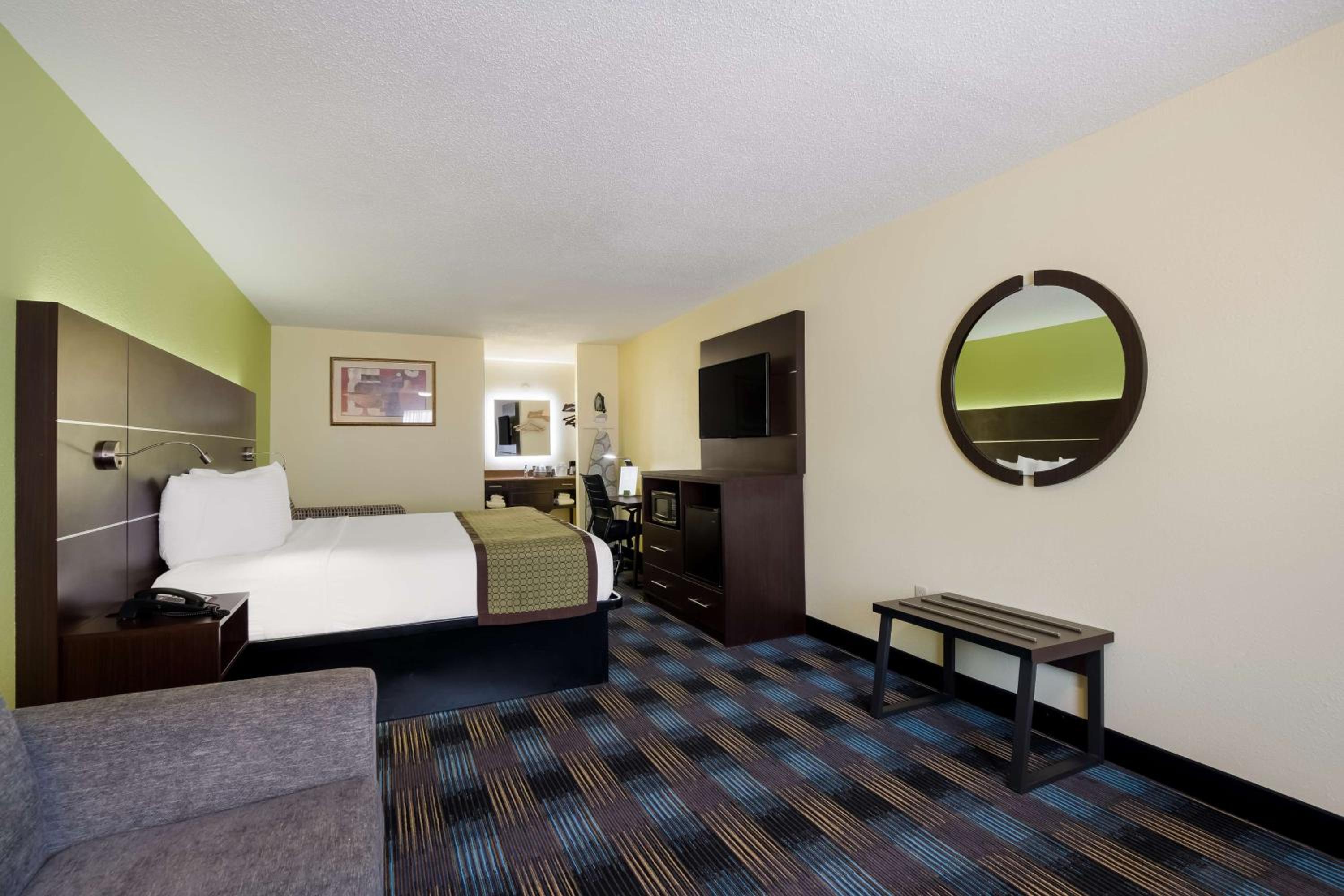 King Suite with Sofa Bed