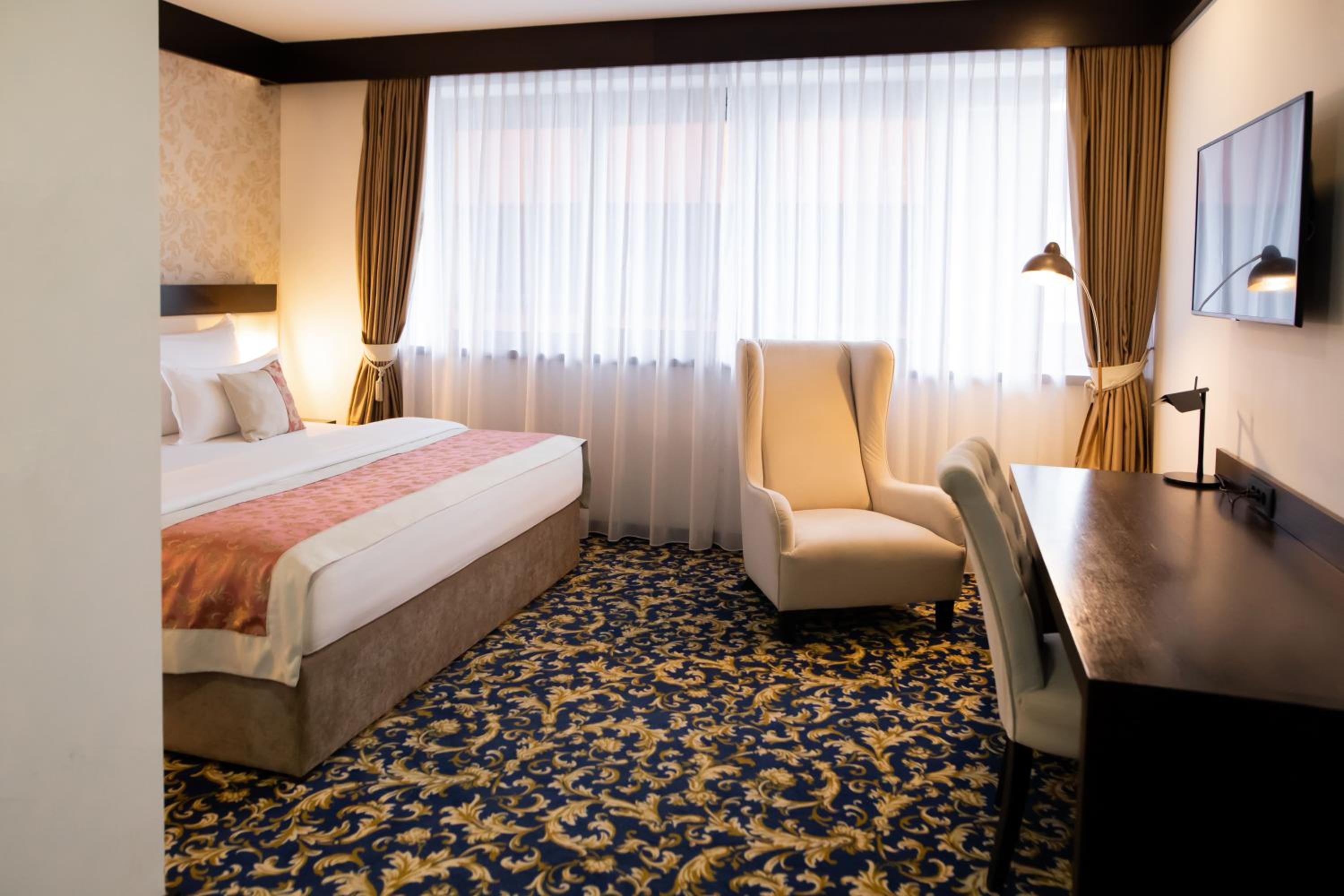 Classic Double Room