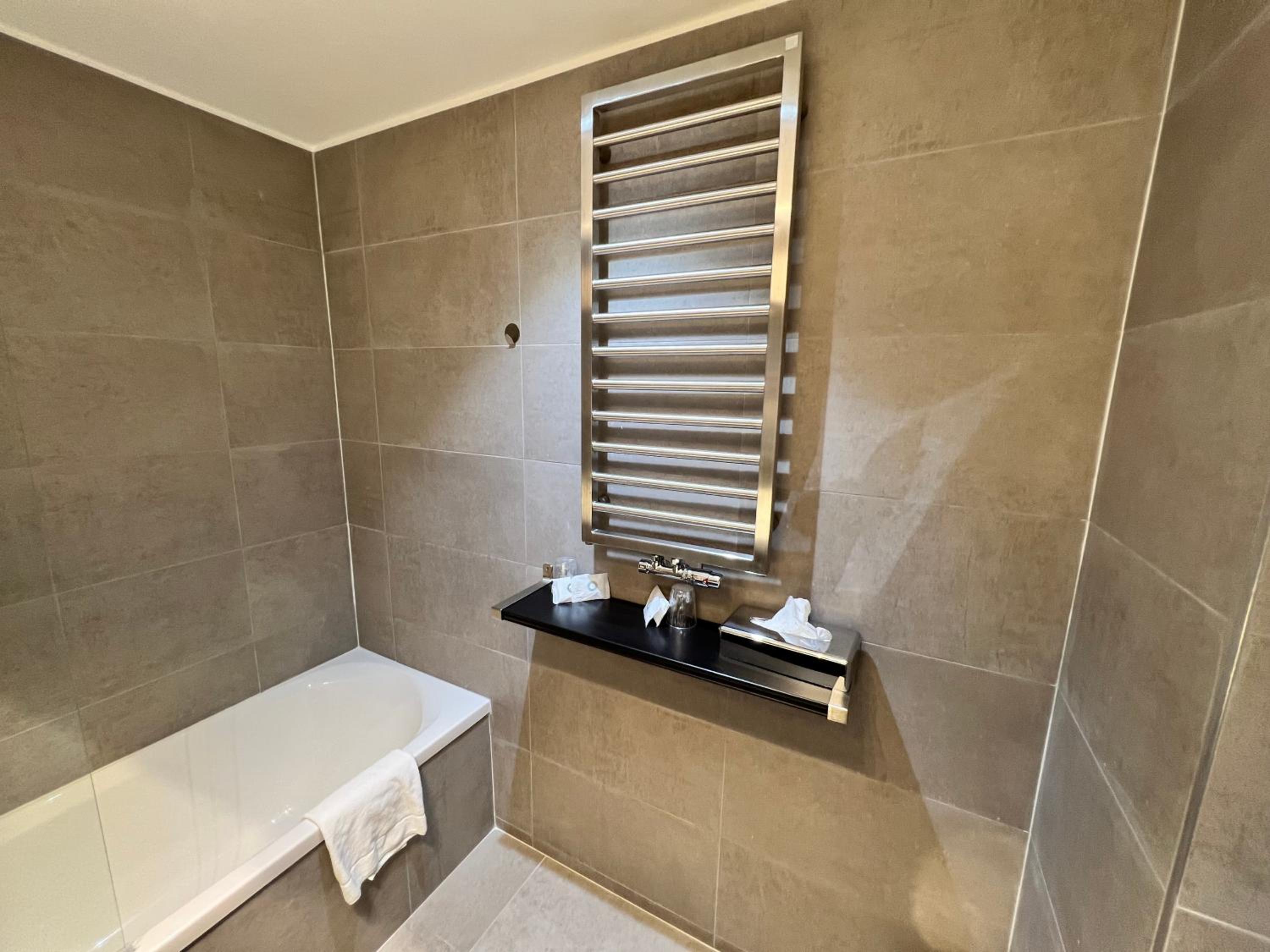 Executive Queen Room