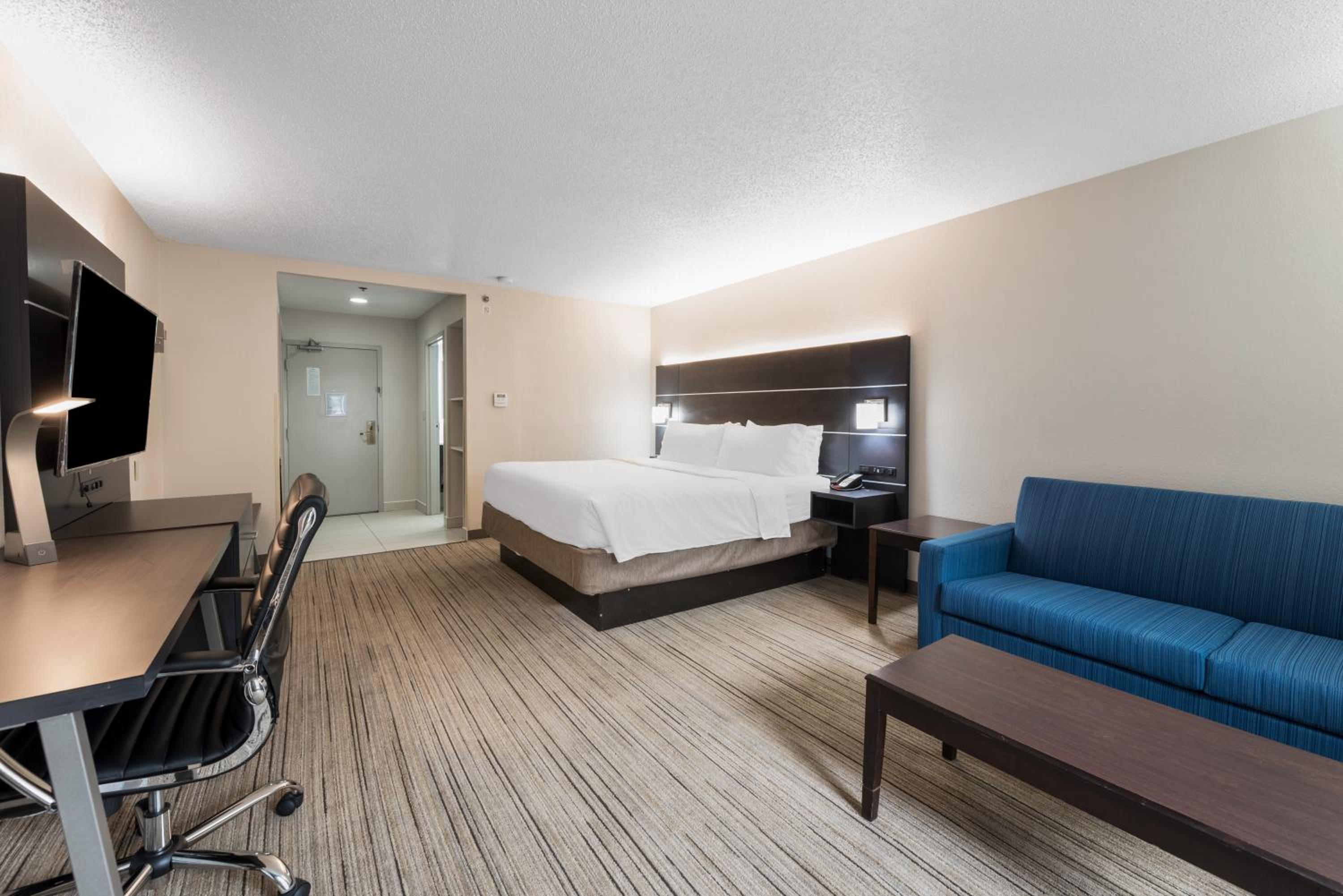 Standard King Room