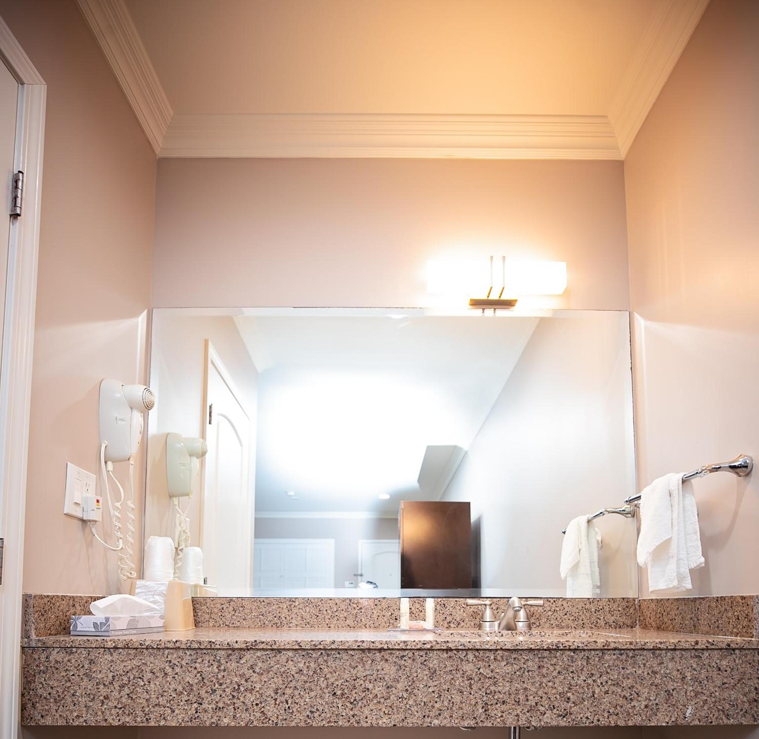 Double Room - Non-Smoking 