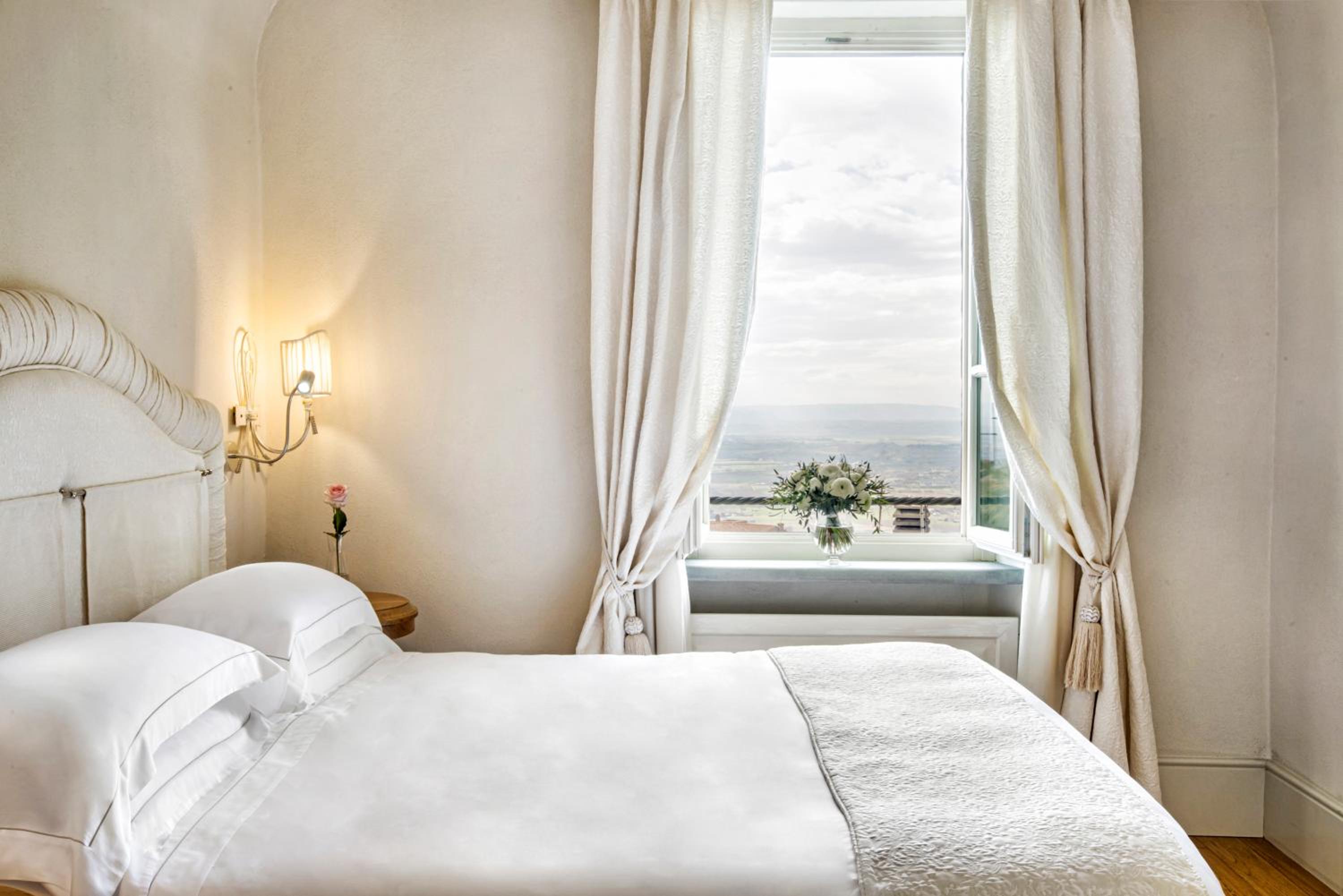 Deluxe Double Room with Terrace