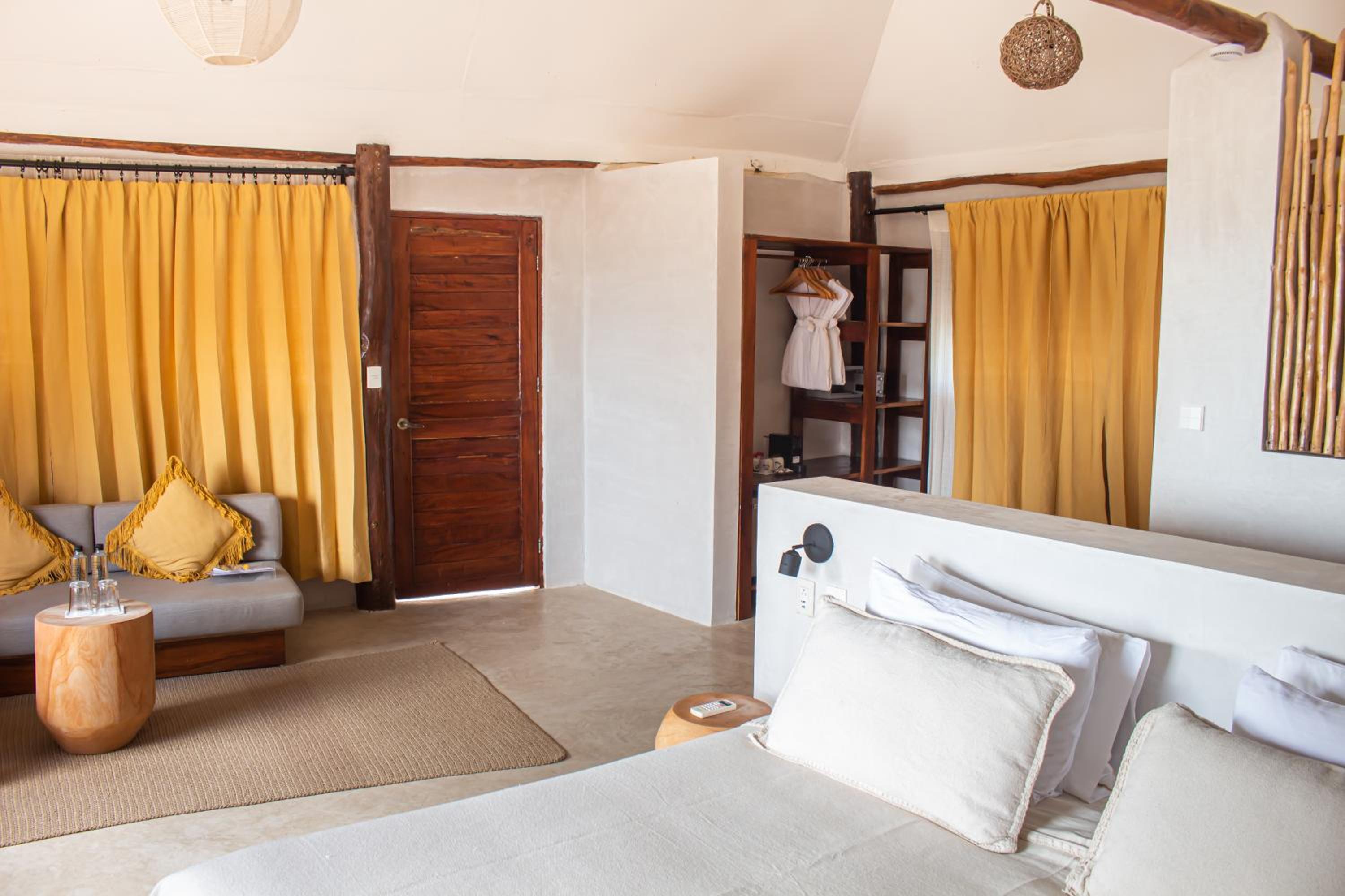 Deluxe Panoramic View