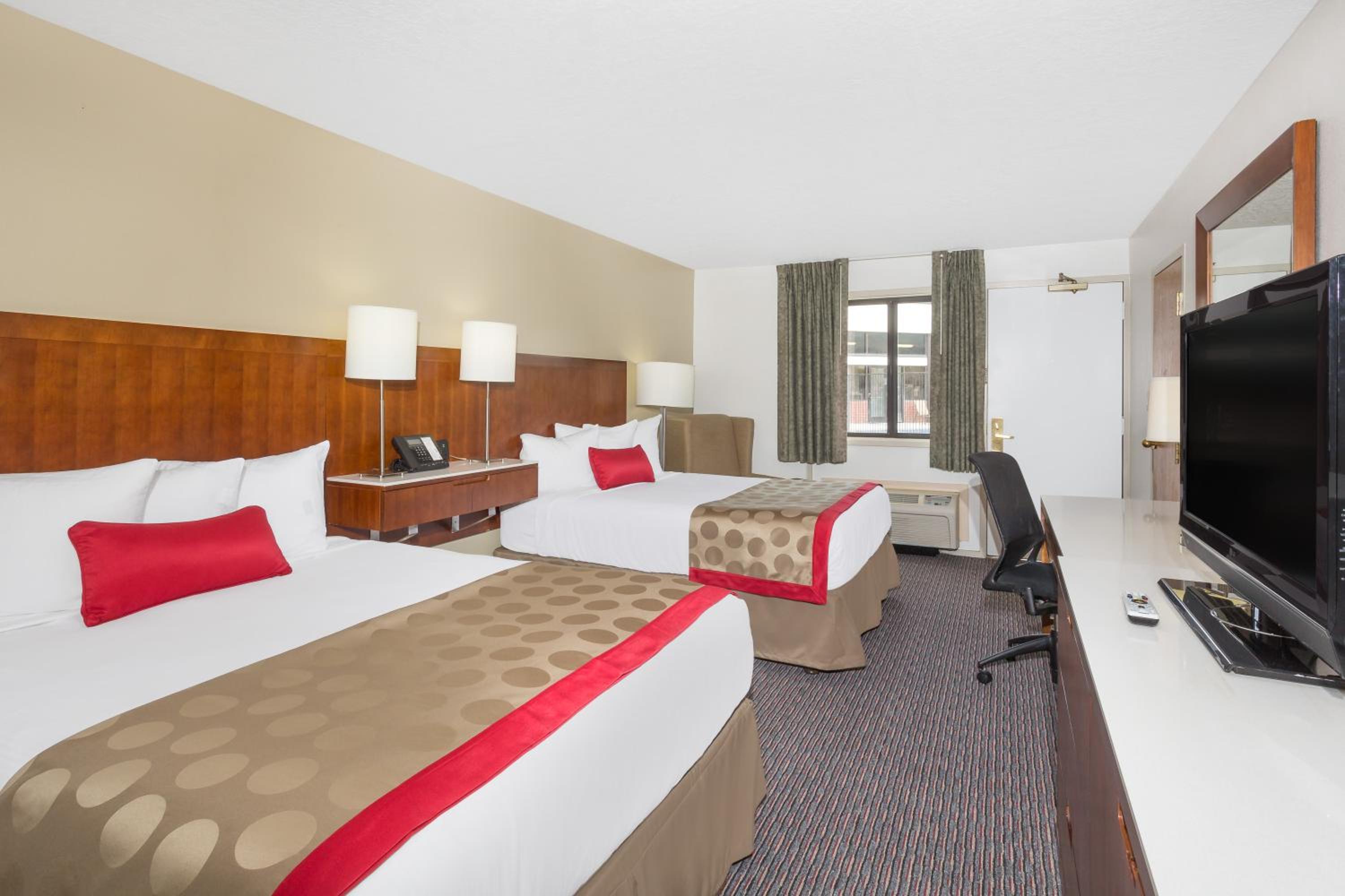 Queen Room with Two Queen Beds - Non-Smoking
