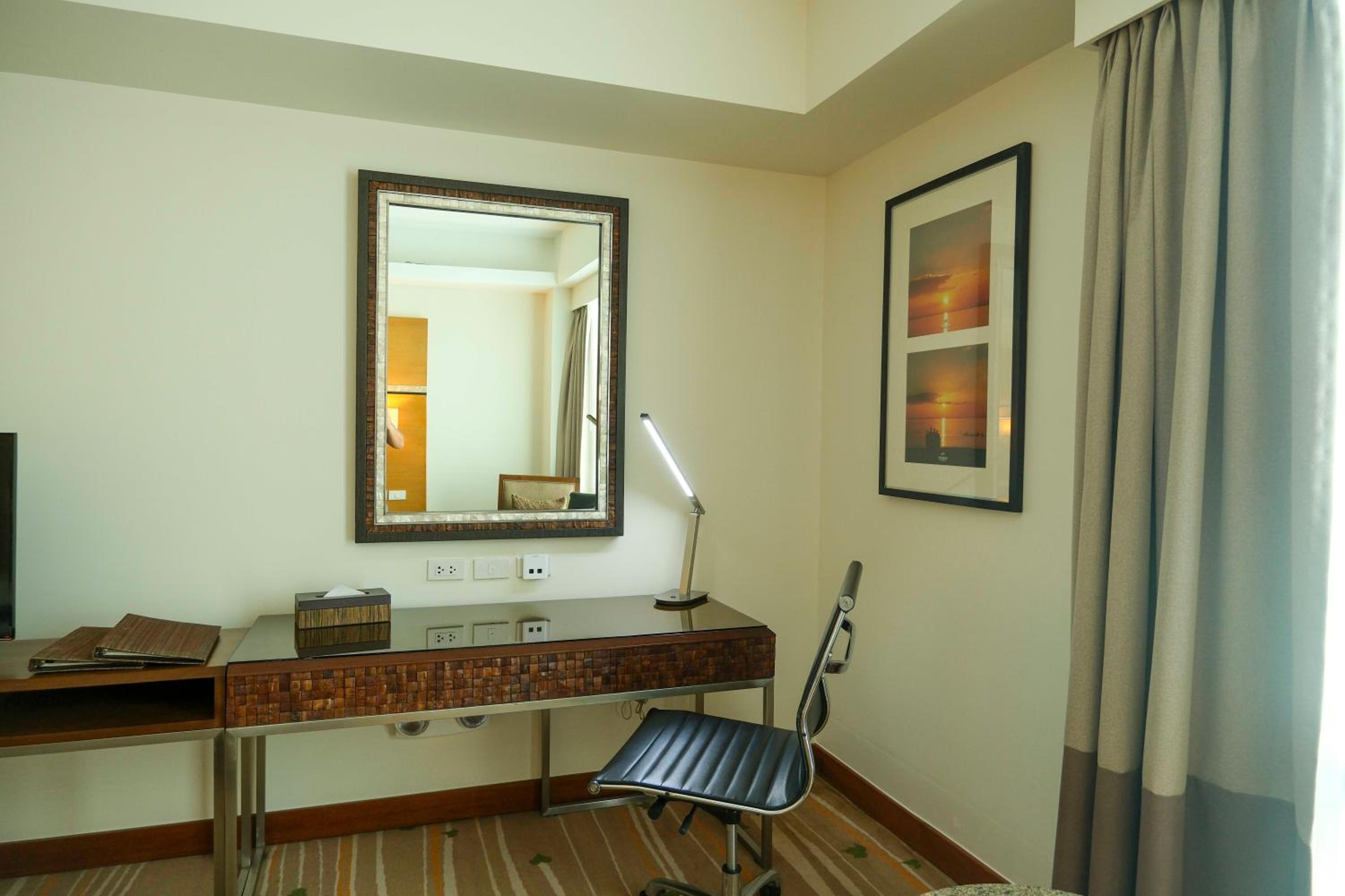 Deluxe Double Room - Non-Smoking