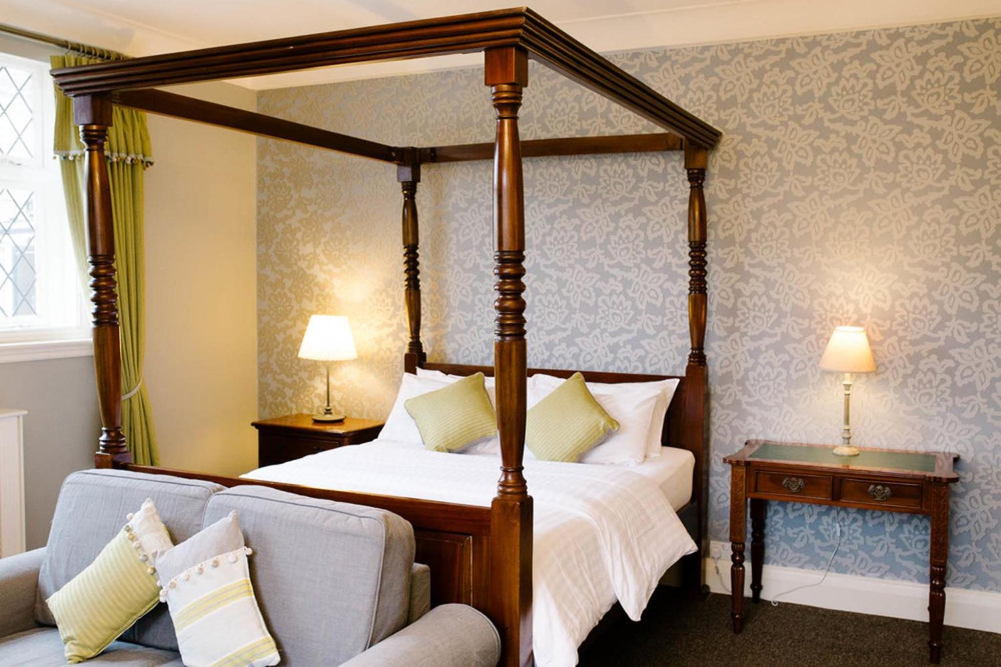 Family Room with Shower