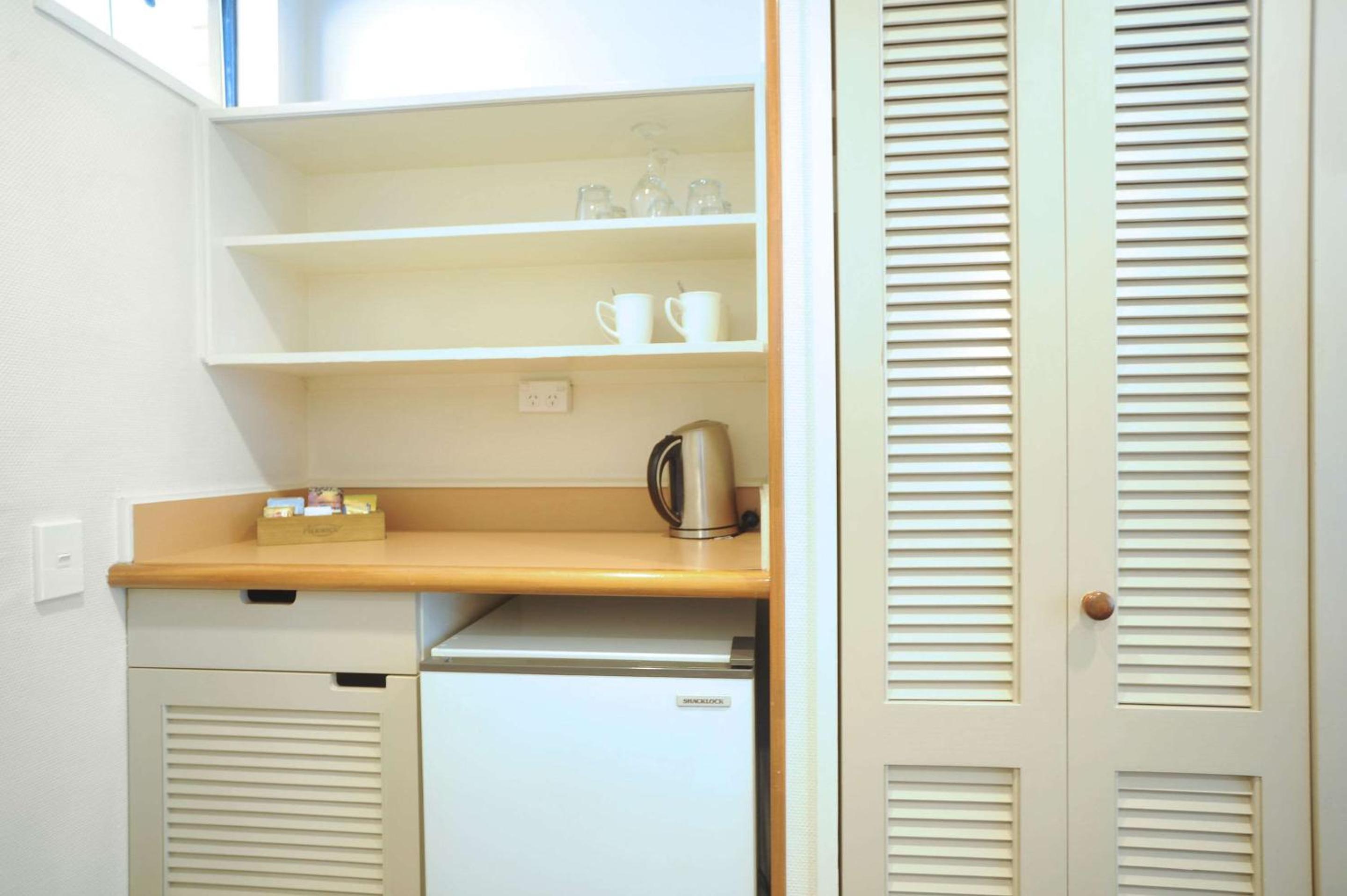 Deluxe Queen Room with Two Queens - Non Smoking