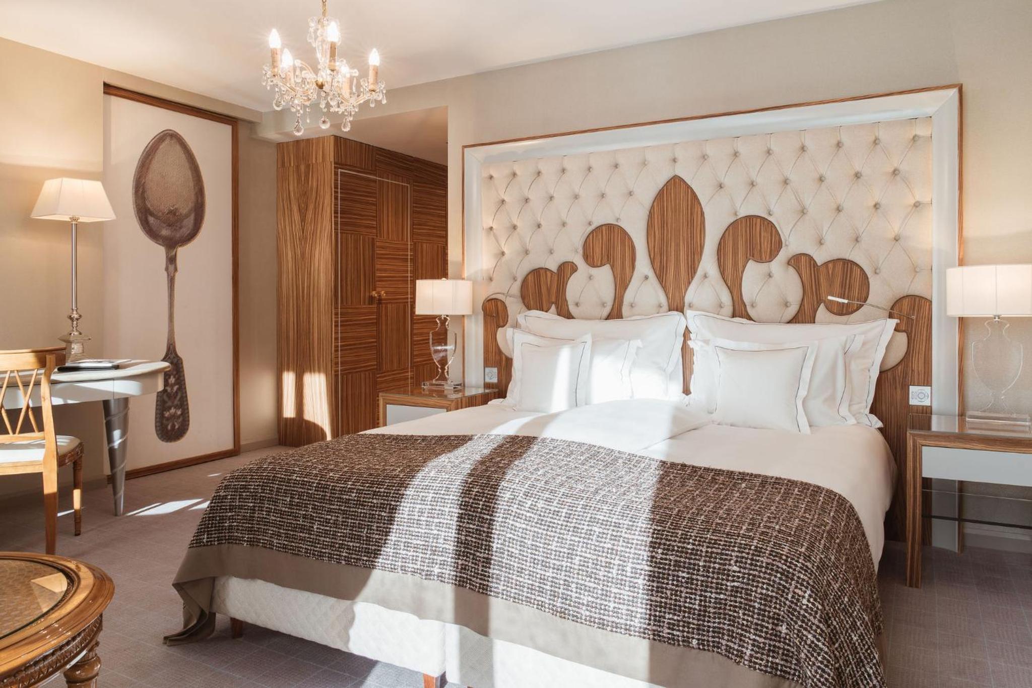 Deluxe Double Room with Lake View