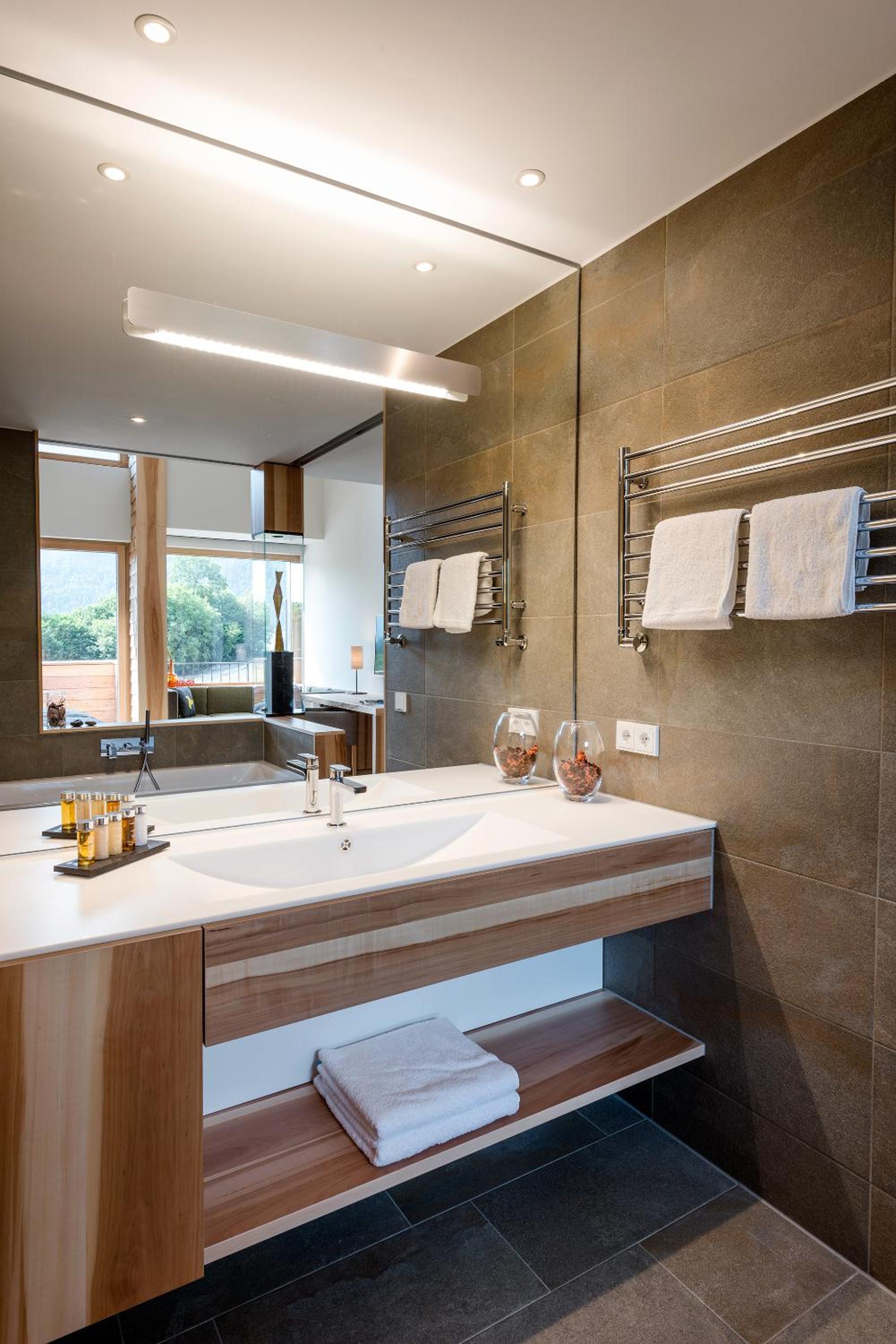 Suite with Mountain View