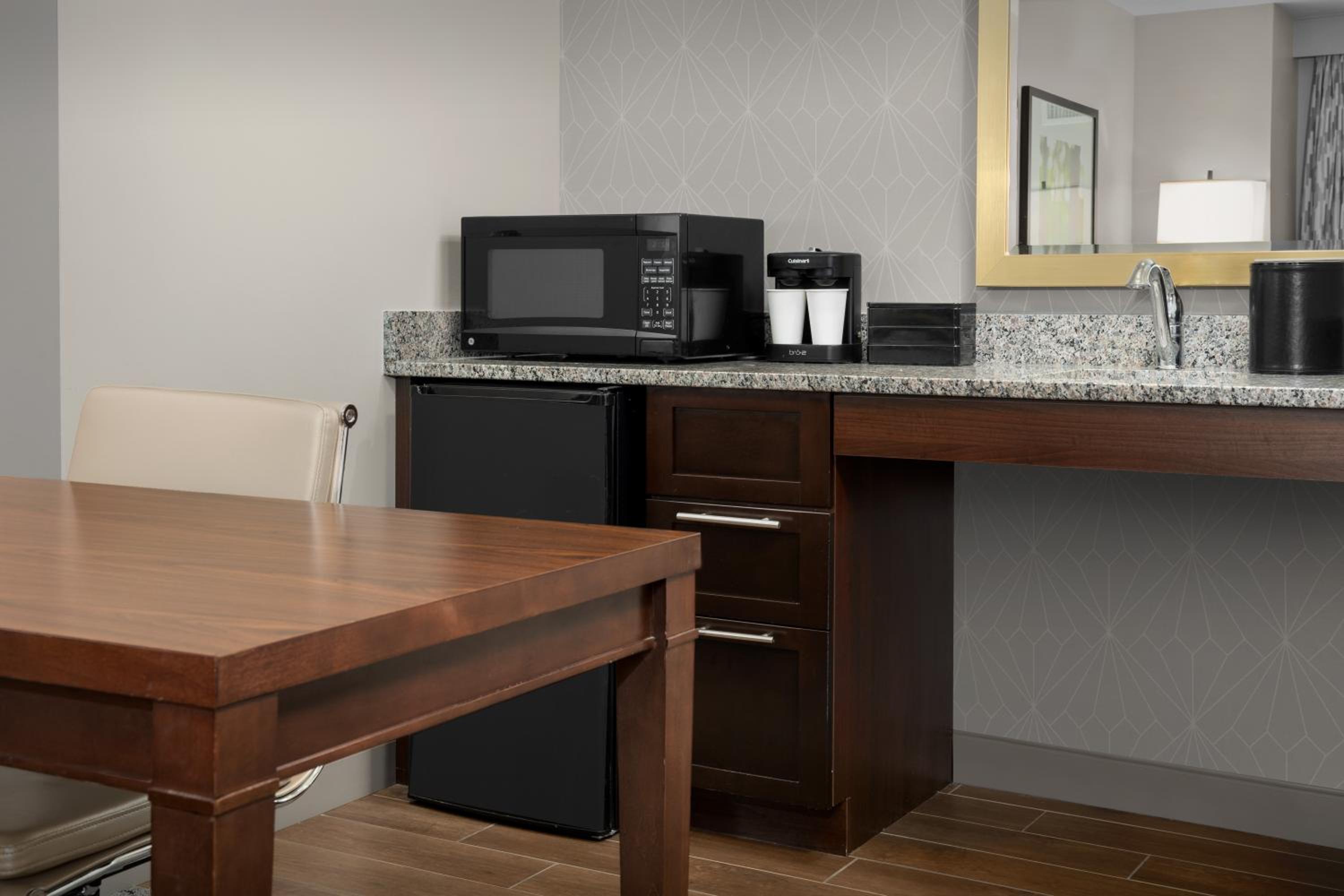 Two-Bedroom Suite with Mobility/Hearing Access Tub