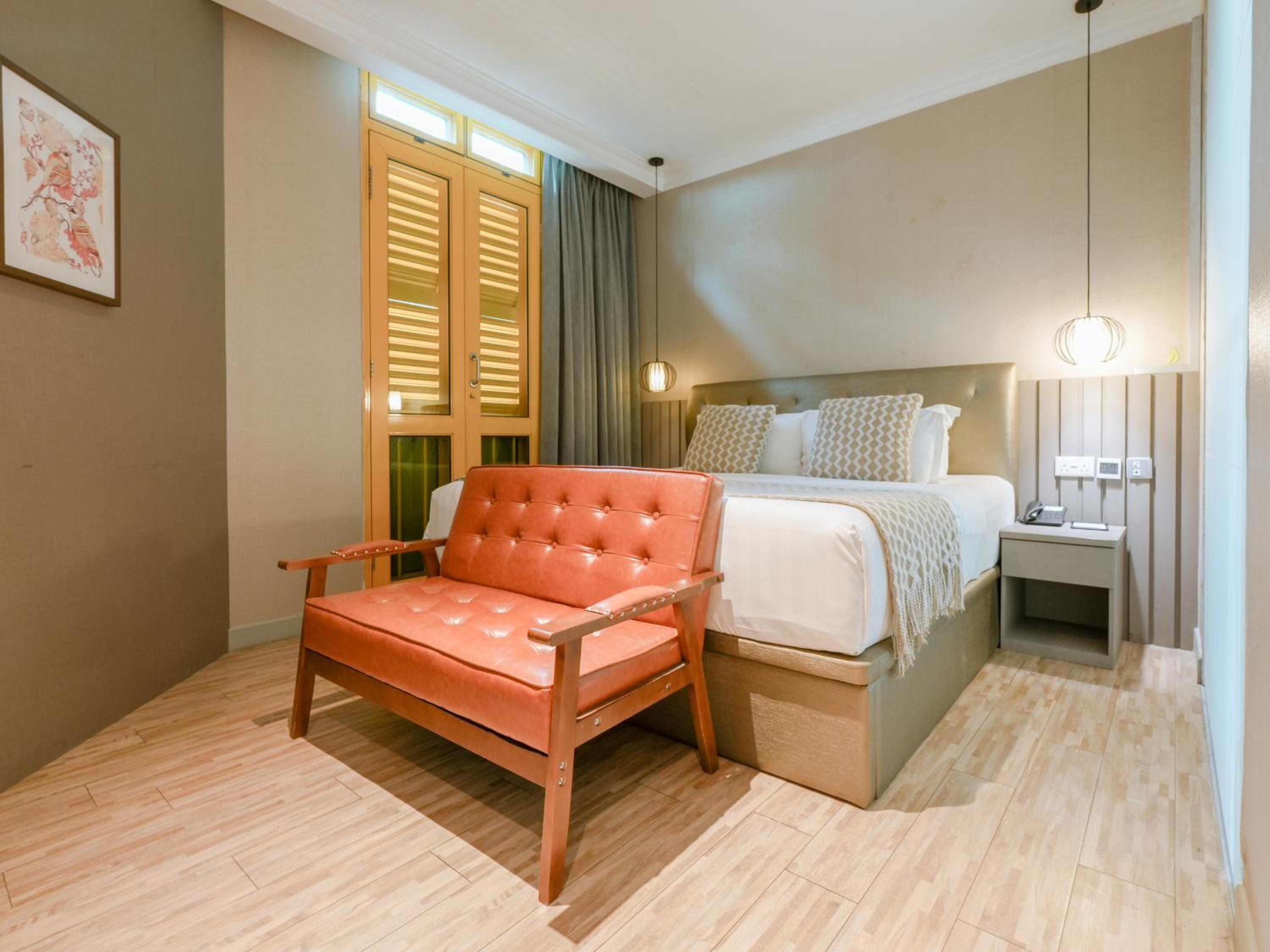 Suite Room, Window- Balcony