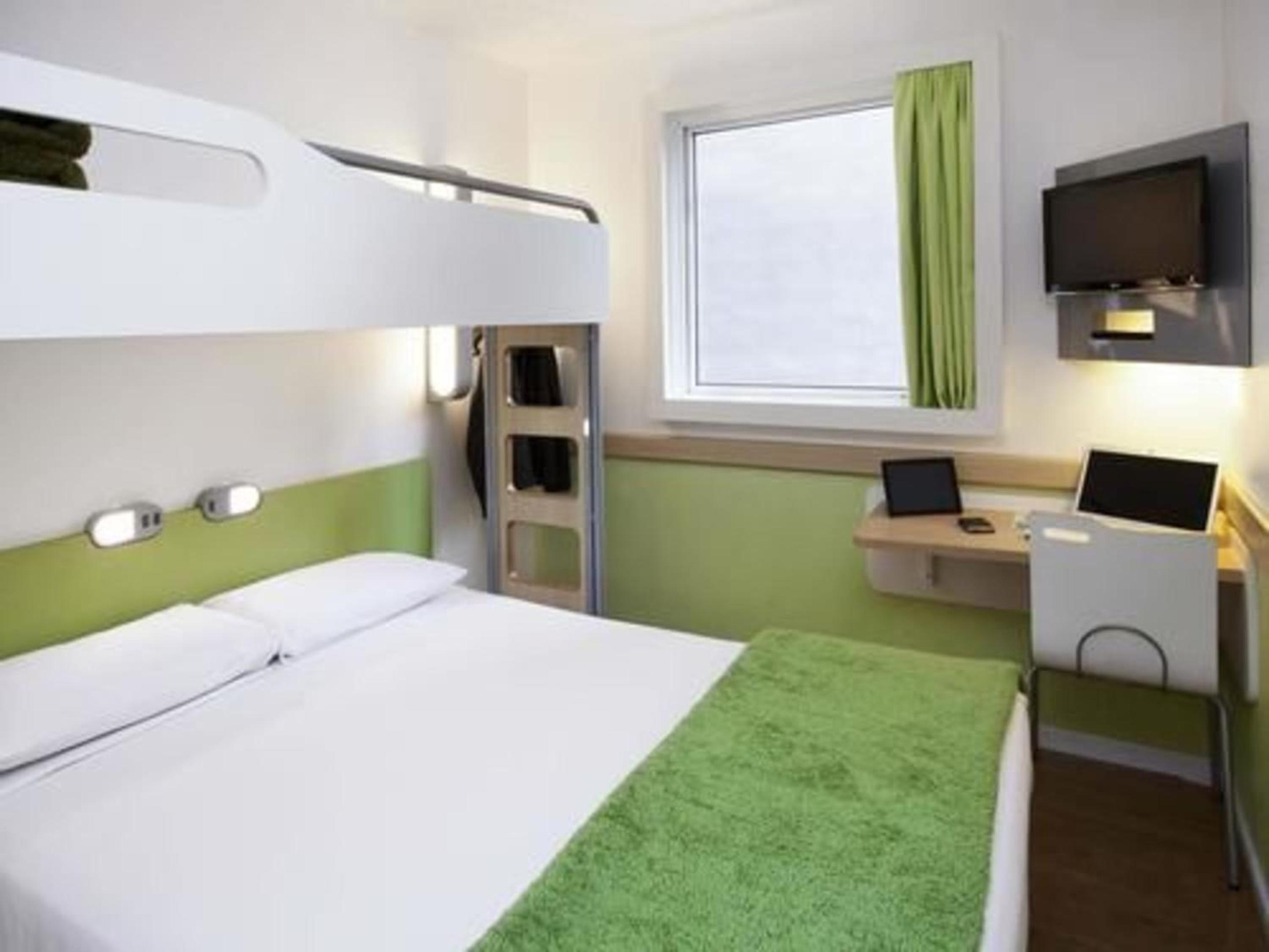 Superior Apartment with One Double and One Single Bed