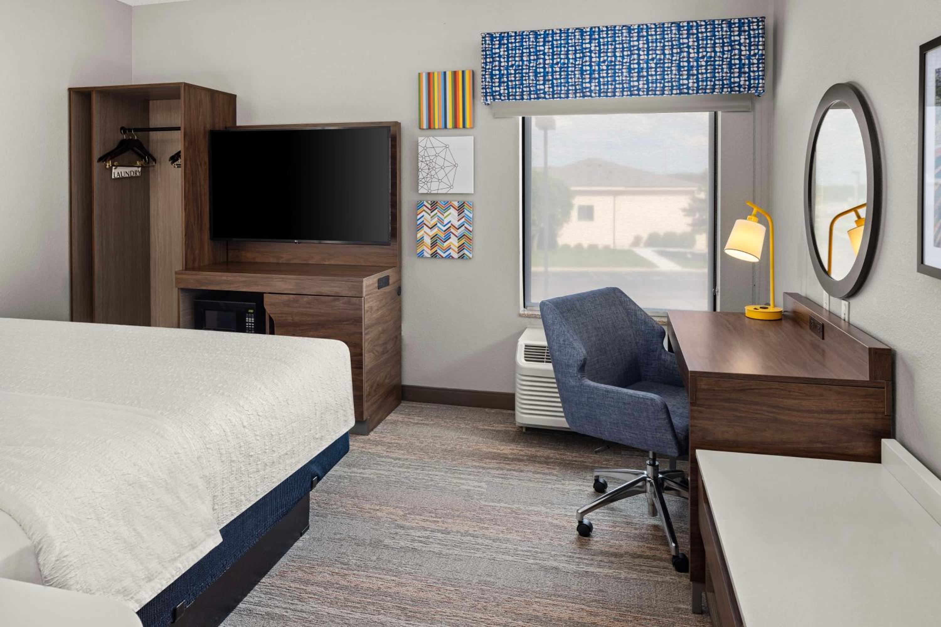 King Room - Non-Smoking