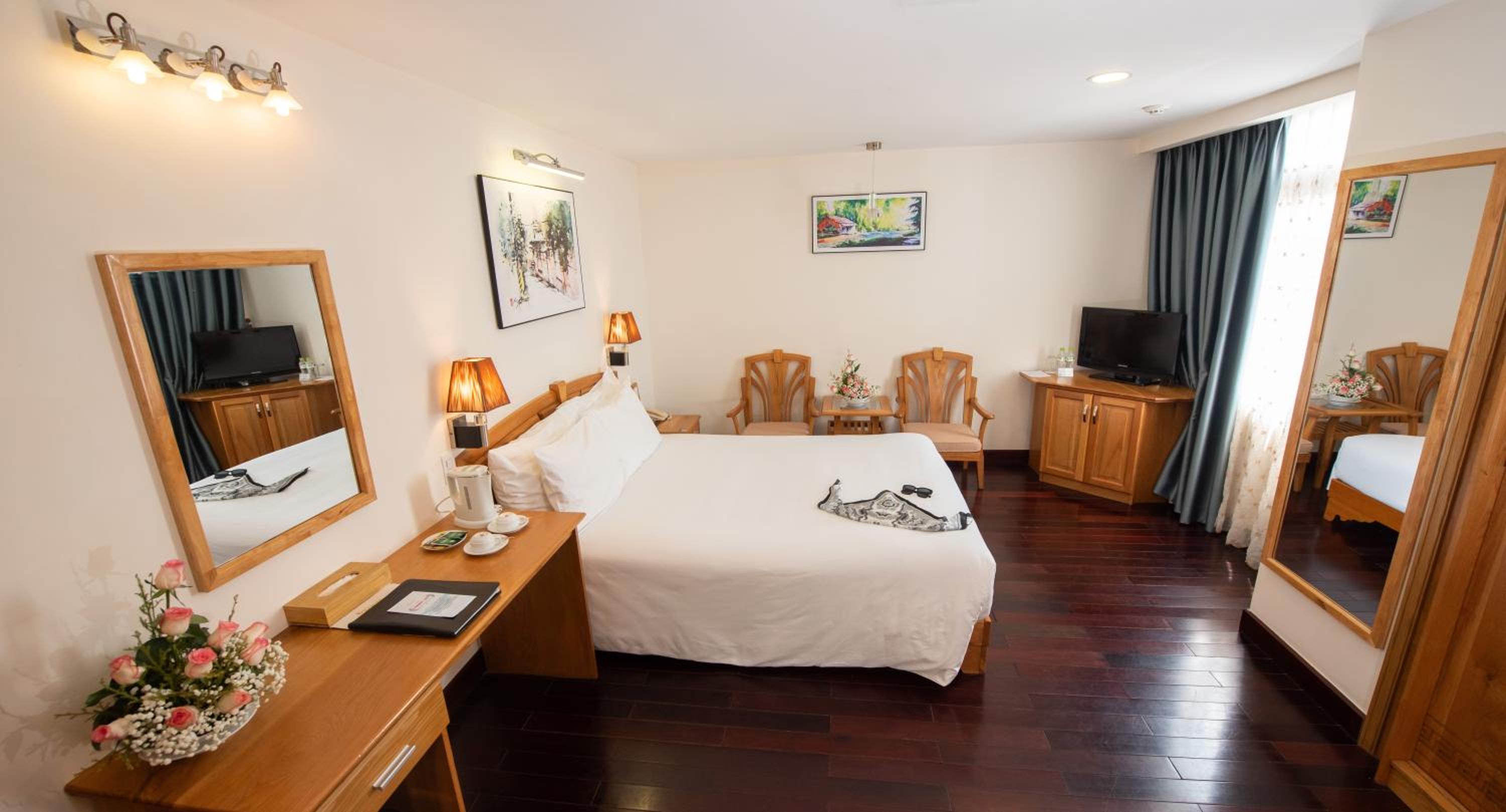 Deluxe Double or Twin Room