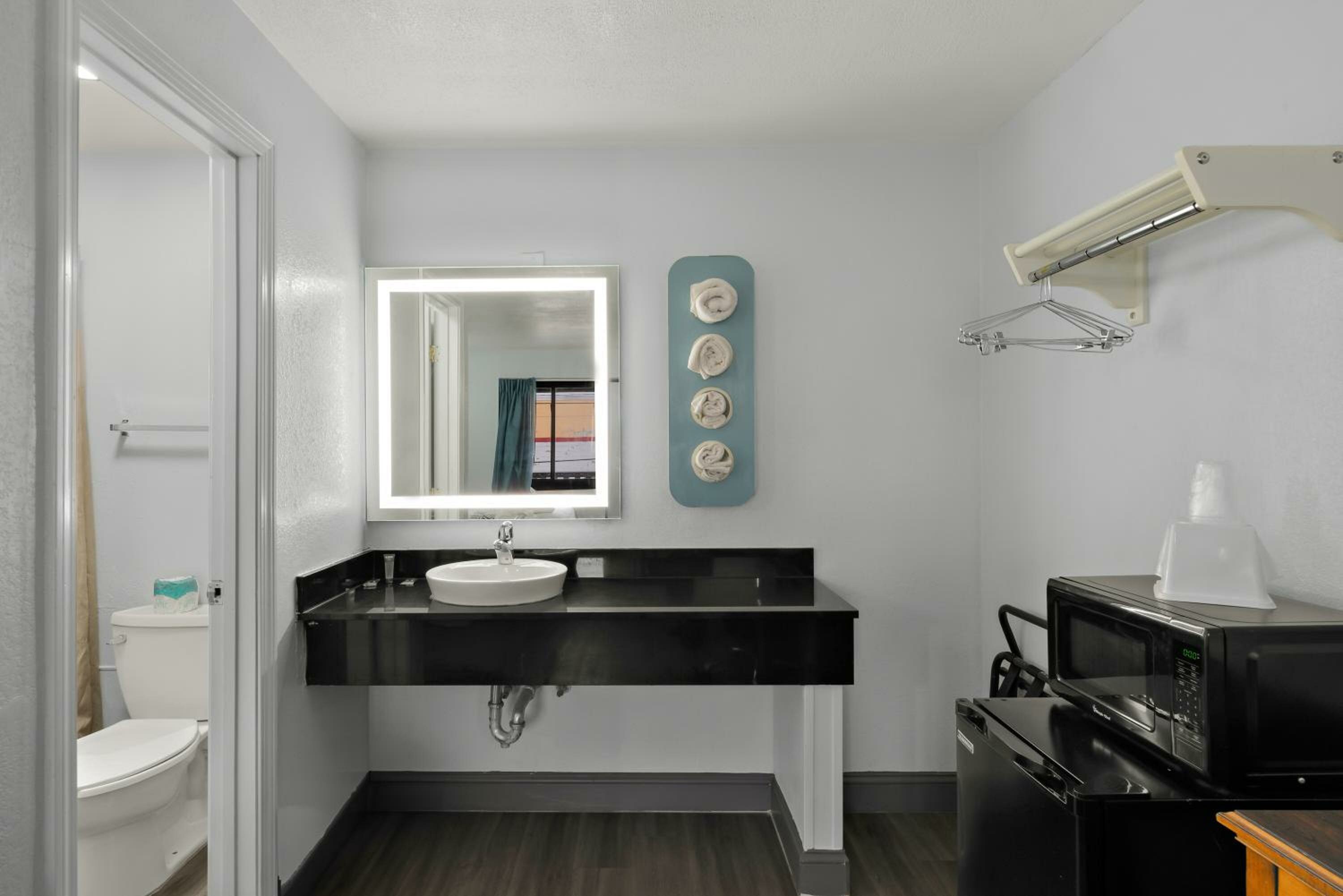 2 Double Beds Accessible Non Smoking