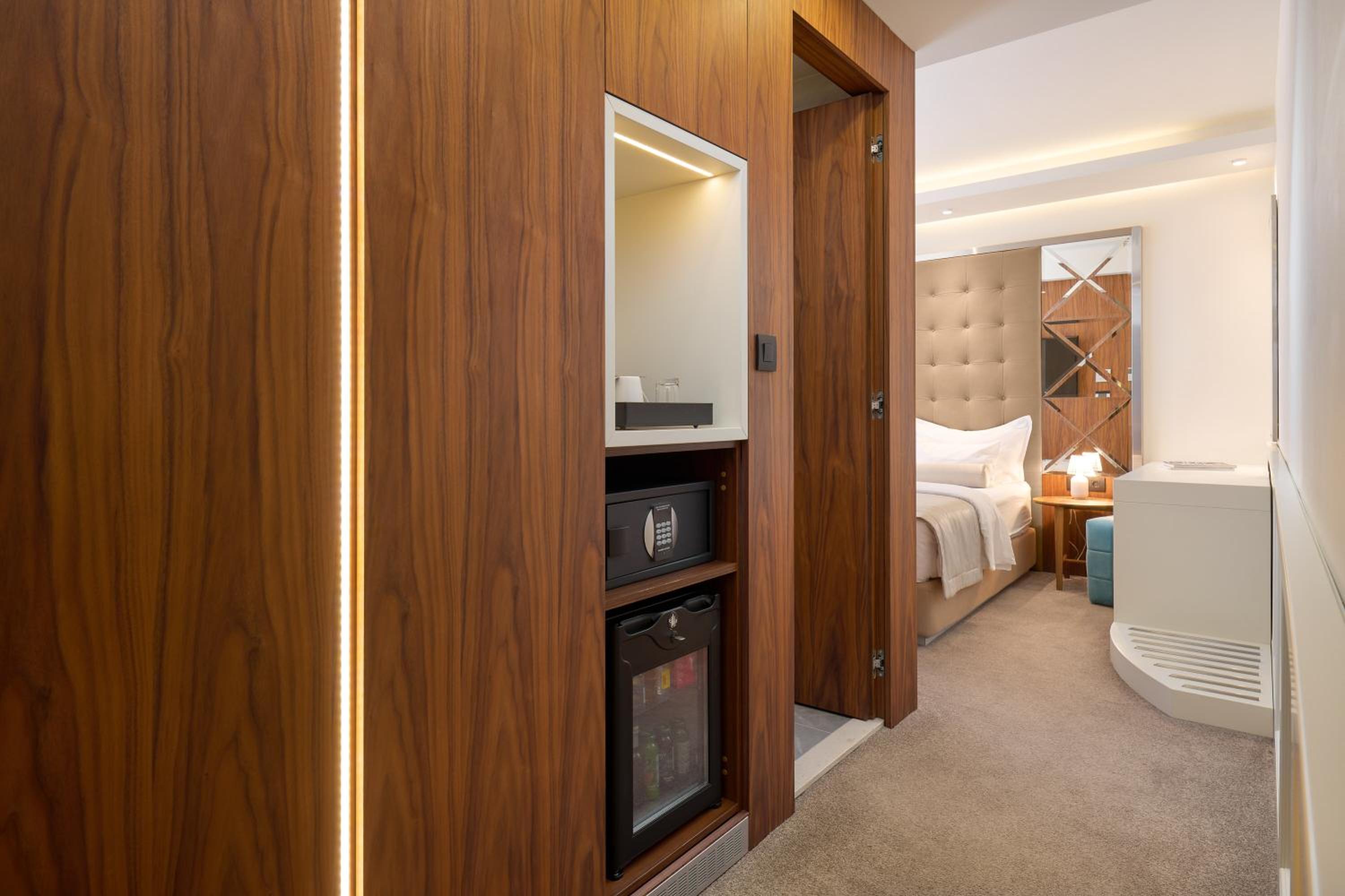 Standard Double Room - Free Parking