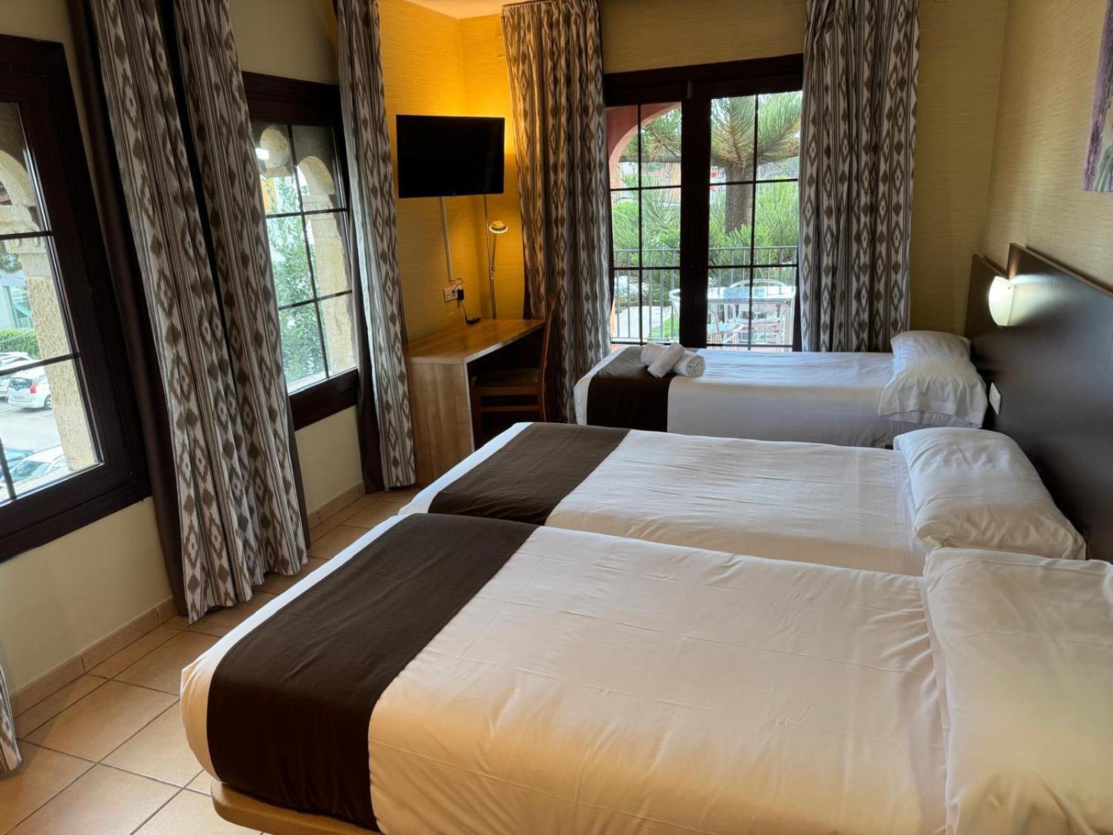 Triple Room - 3 Beds