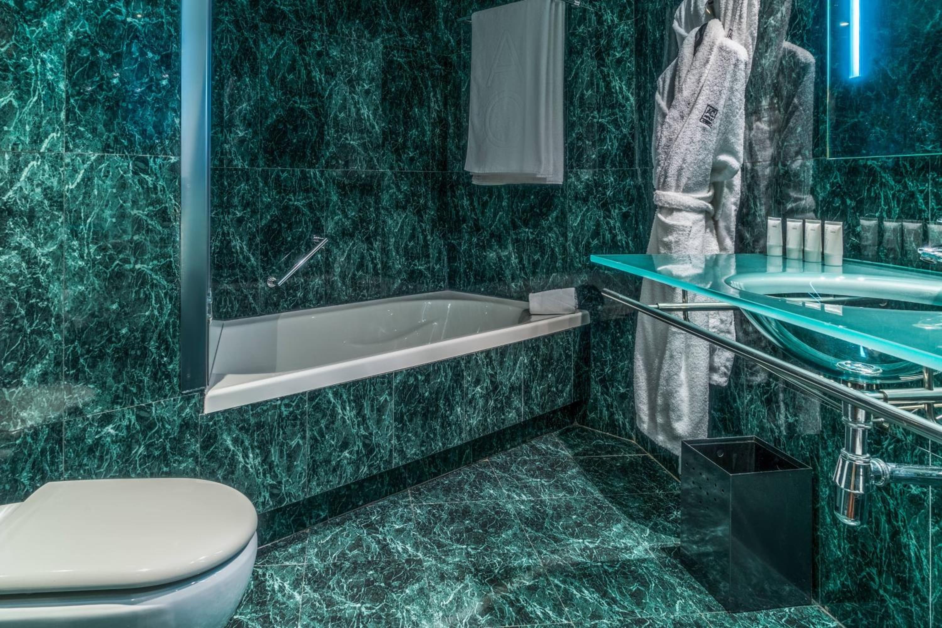 Standard Plus King Room