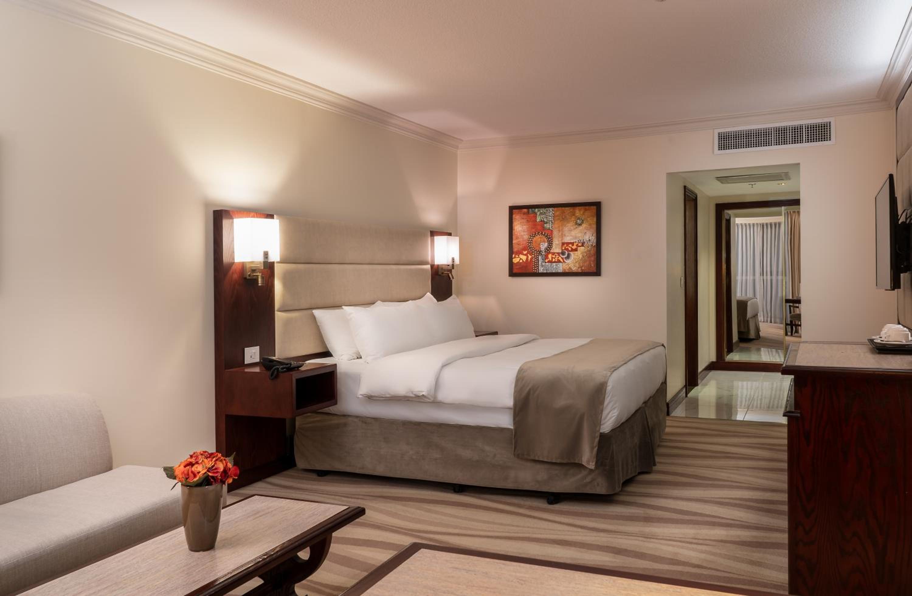 Premium King Room