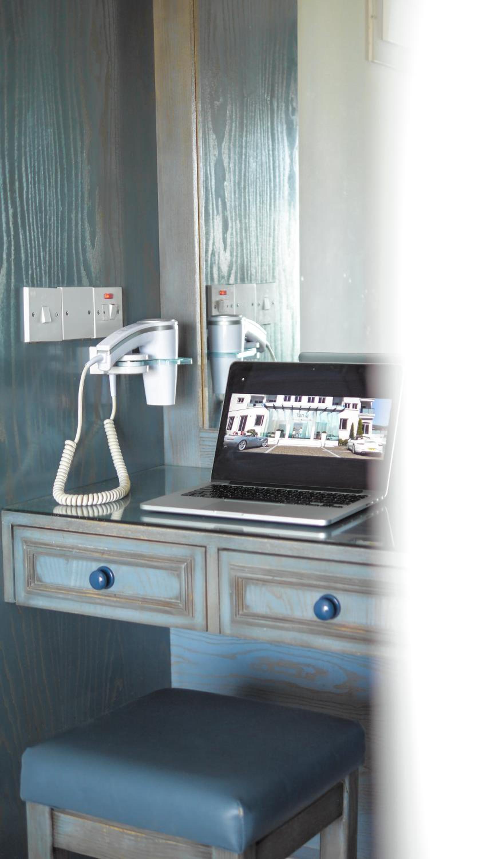 Standard Double Room with Pool View