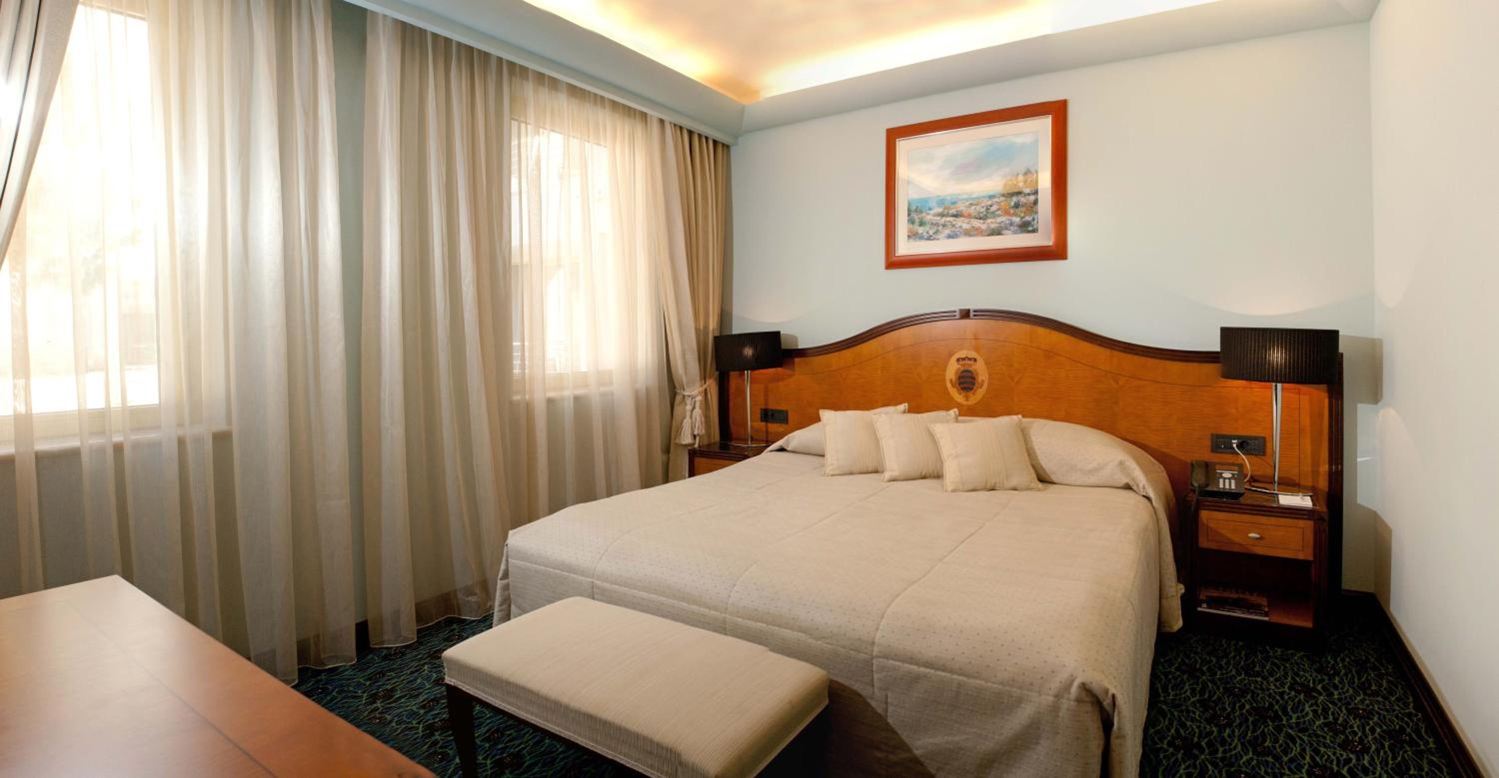 Suite with Balcony and Partial Sea View