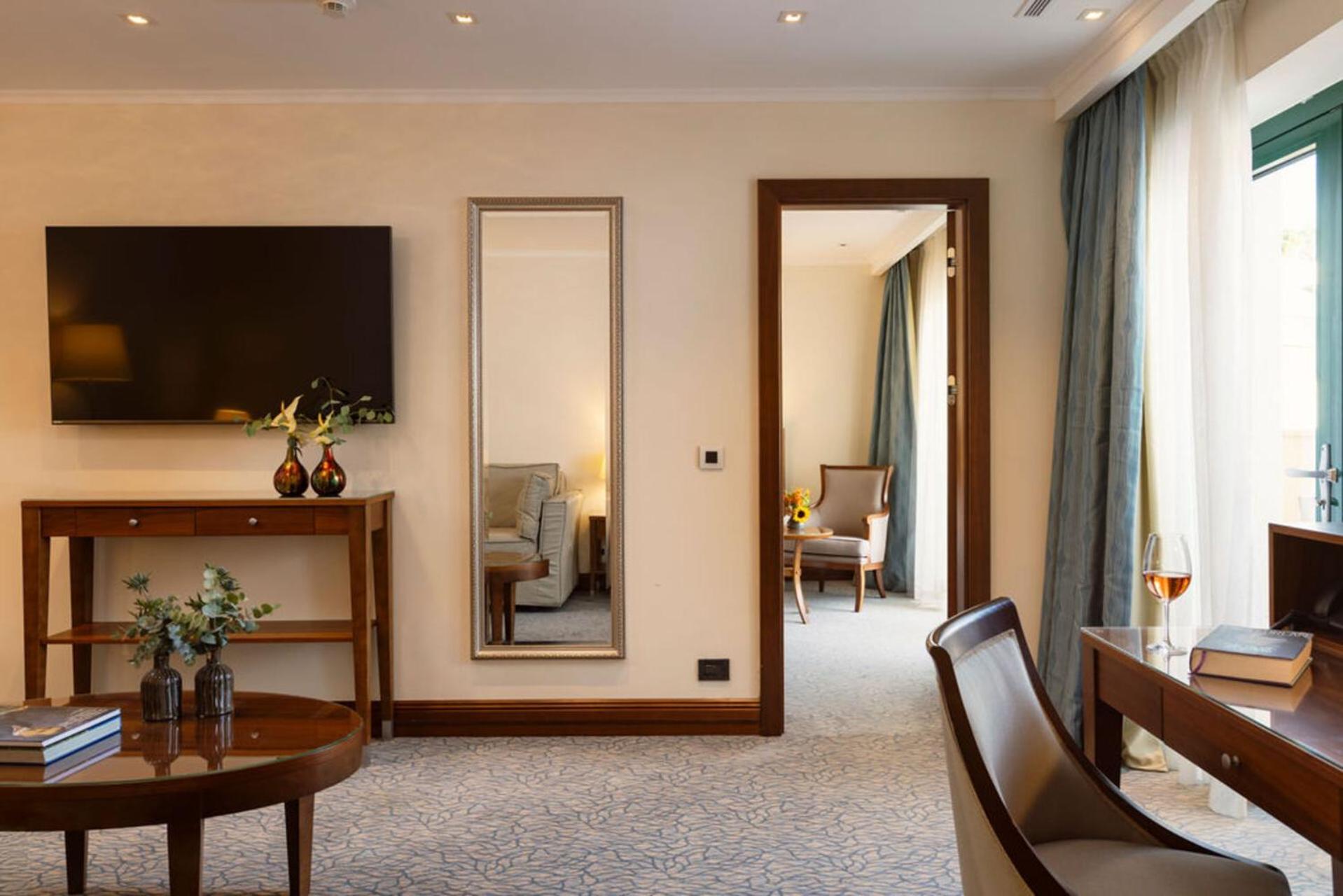 Suite with Balcony and Partial Sea View