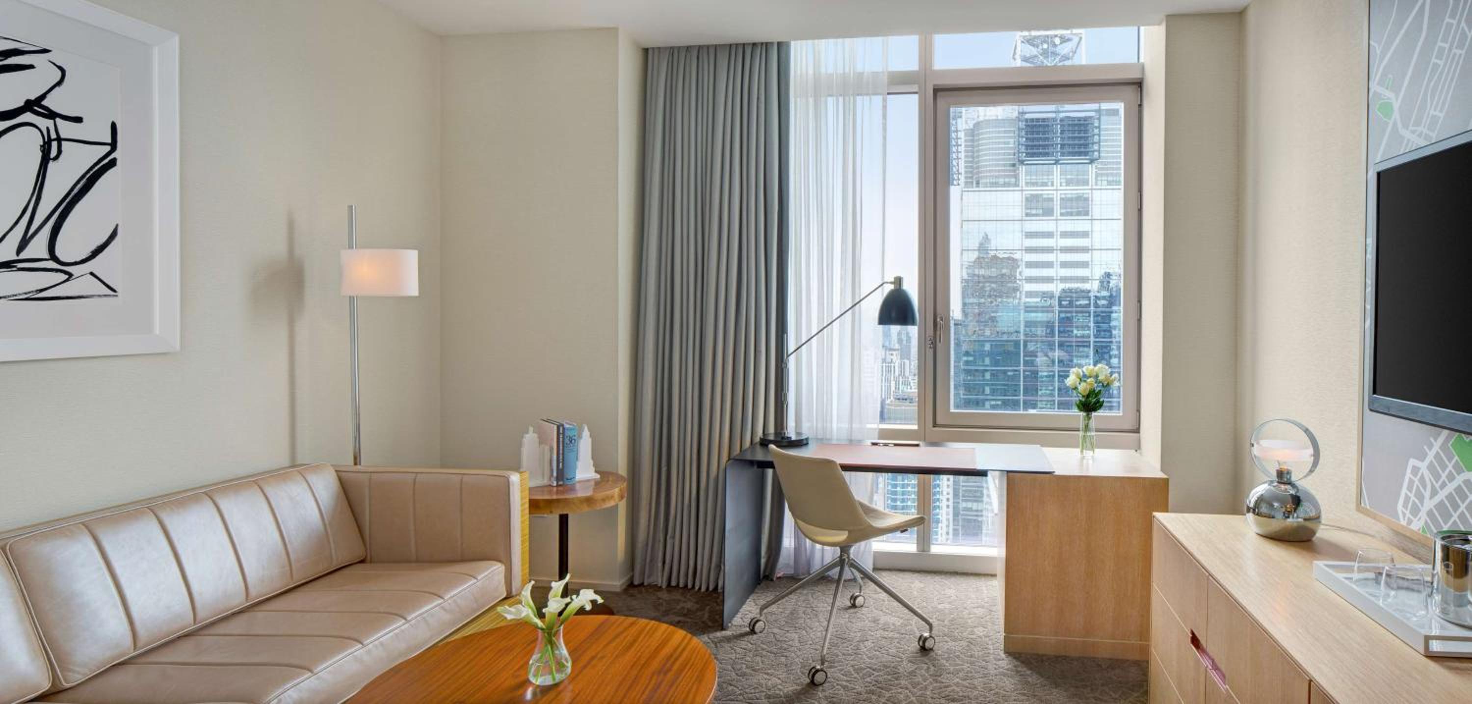 King Suite with Times Square View