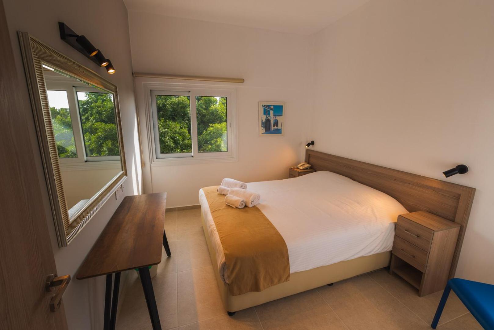 One-Bedroom Apartment with Park View