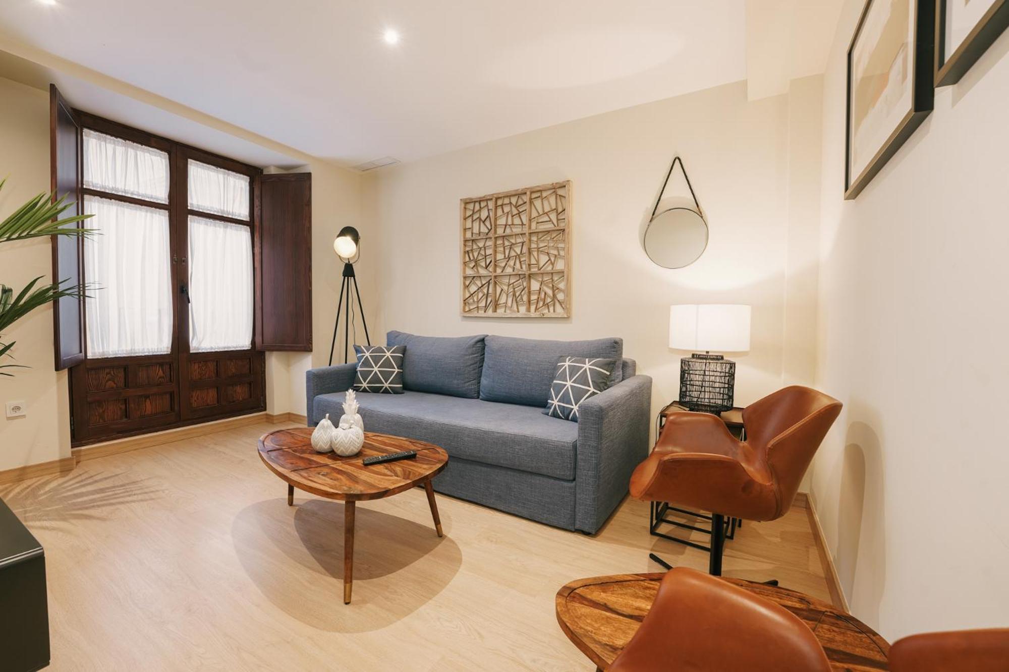 One-Bedroom Apartment