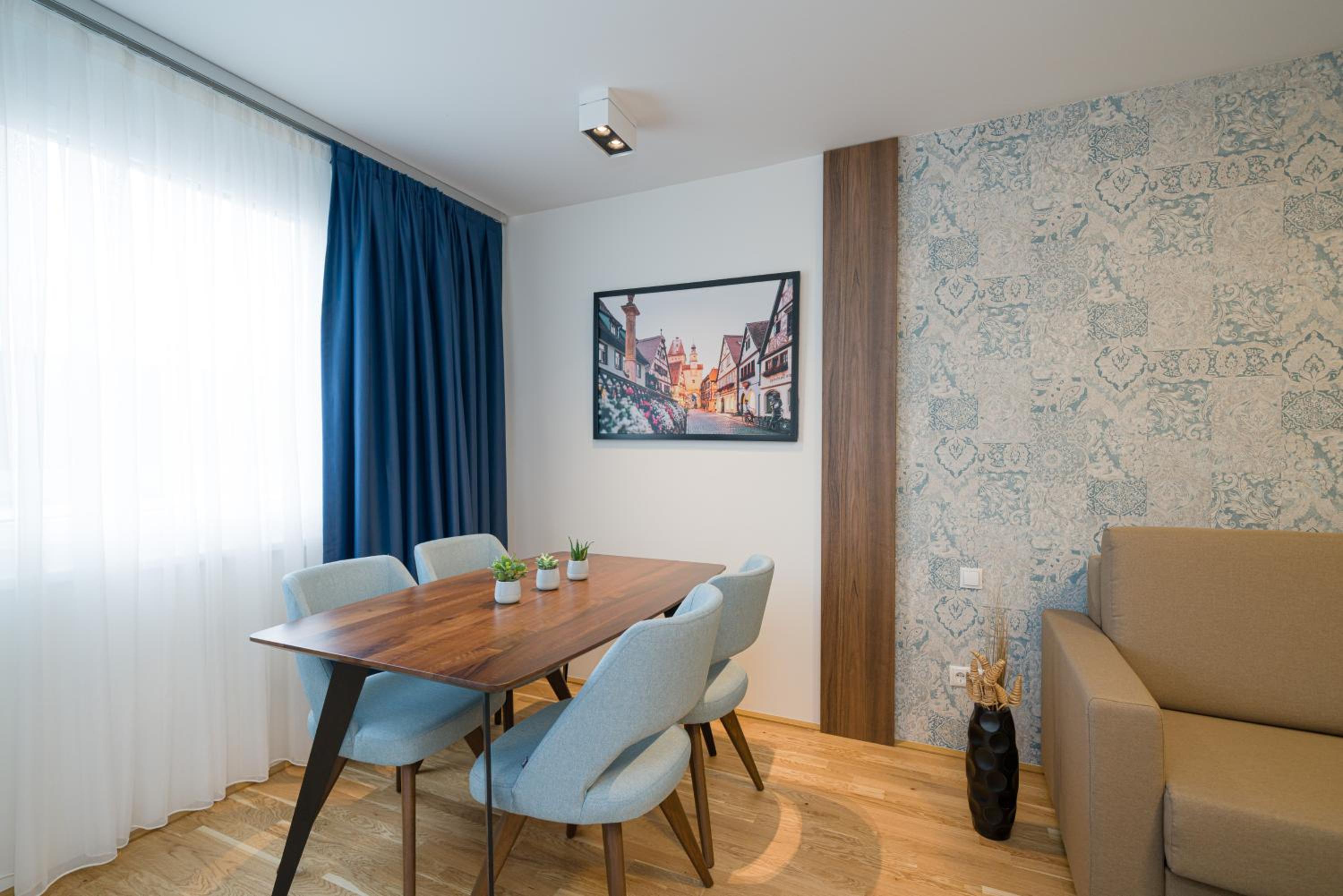 One-Bedroom Apartment with Balcony