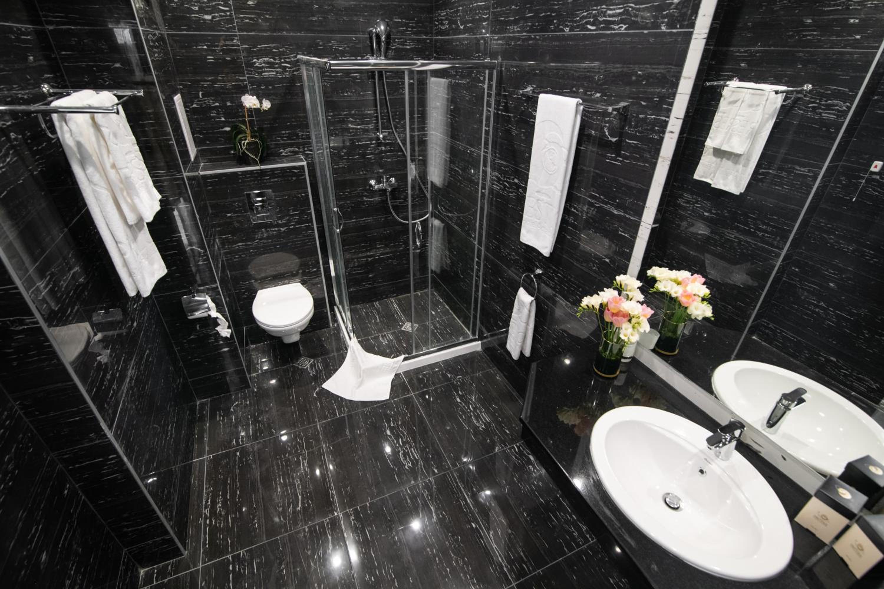 Double or Twin Room with Balcony - Free Aquapark Access