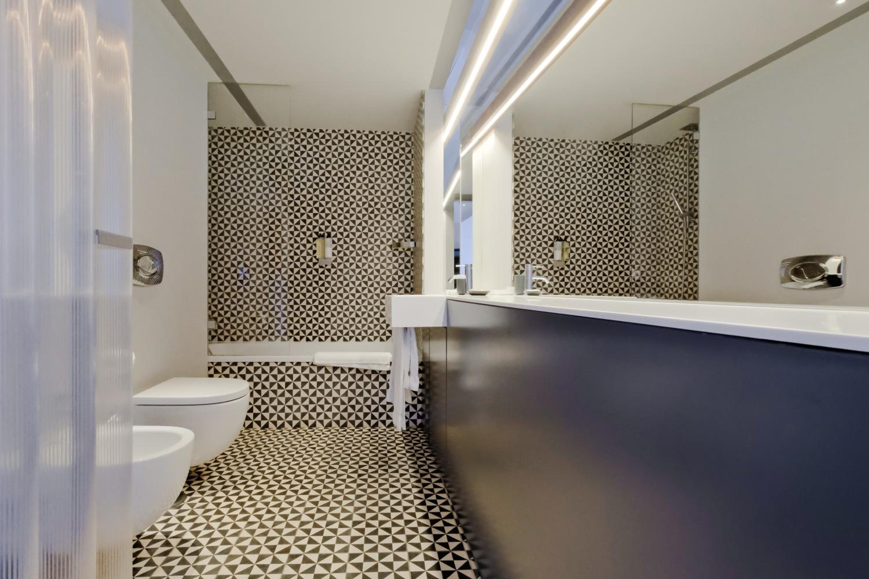 Superior Penthouse Apartment