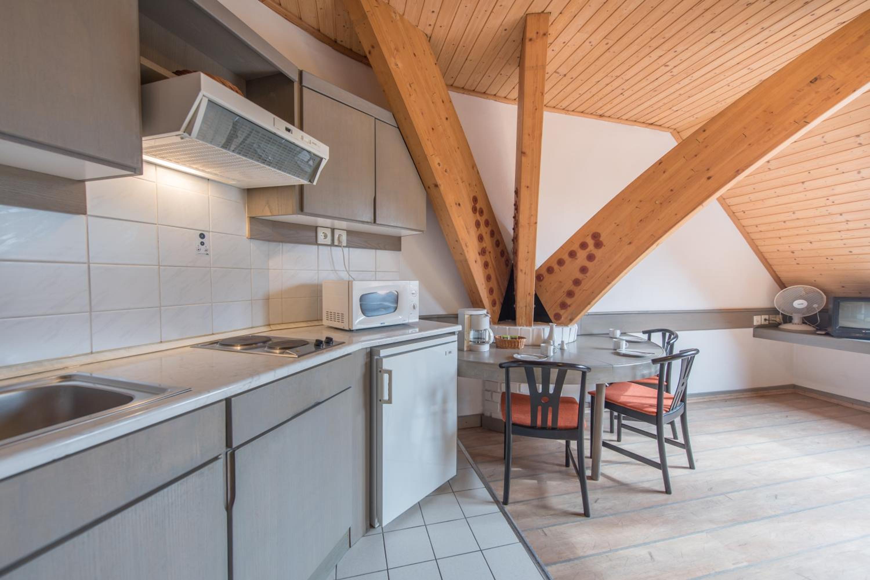 Apartment (4 Adults)