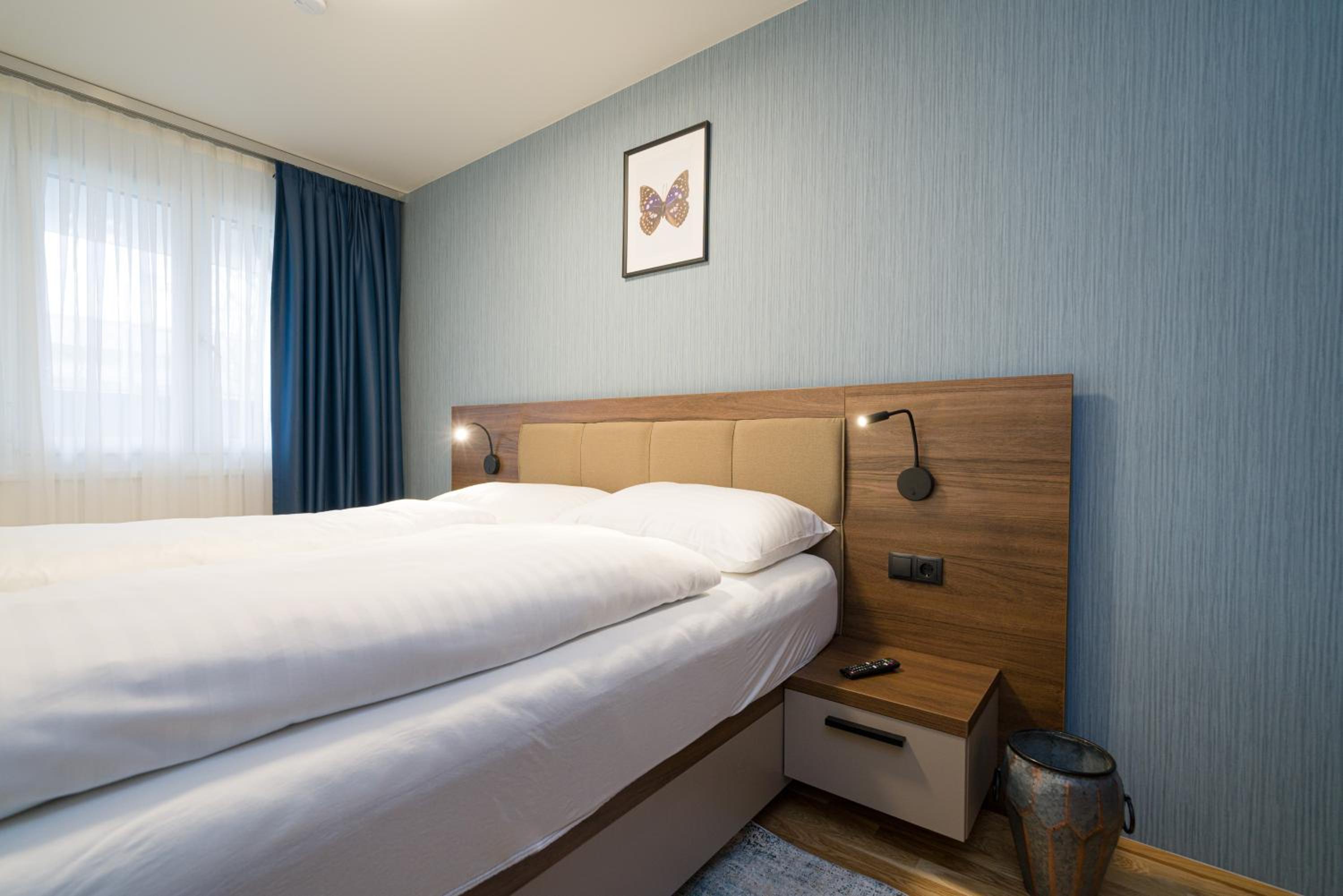 One-Bedroom Apartment with Balcony