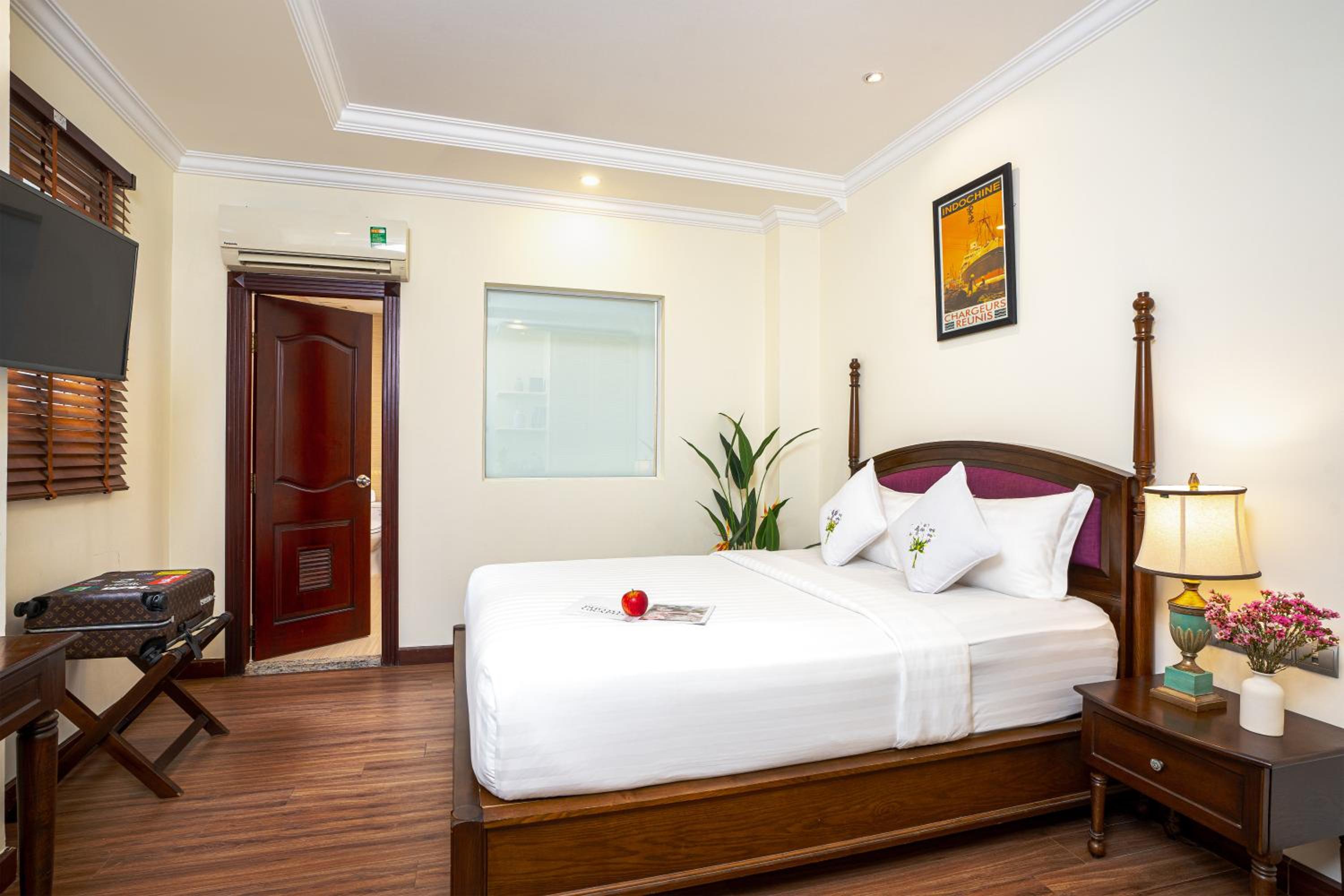 Deluxe Double Room - No Window