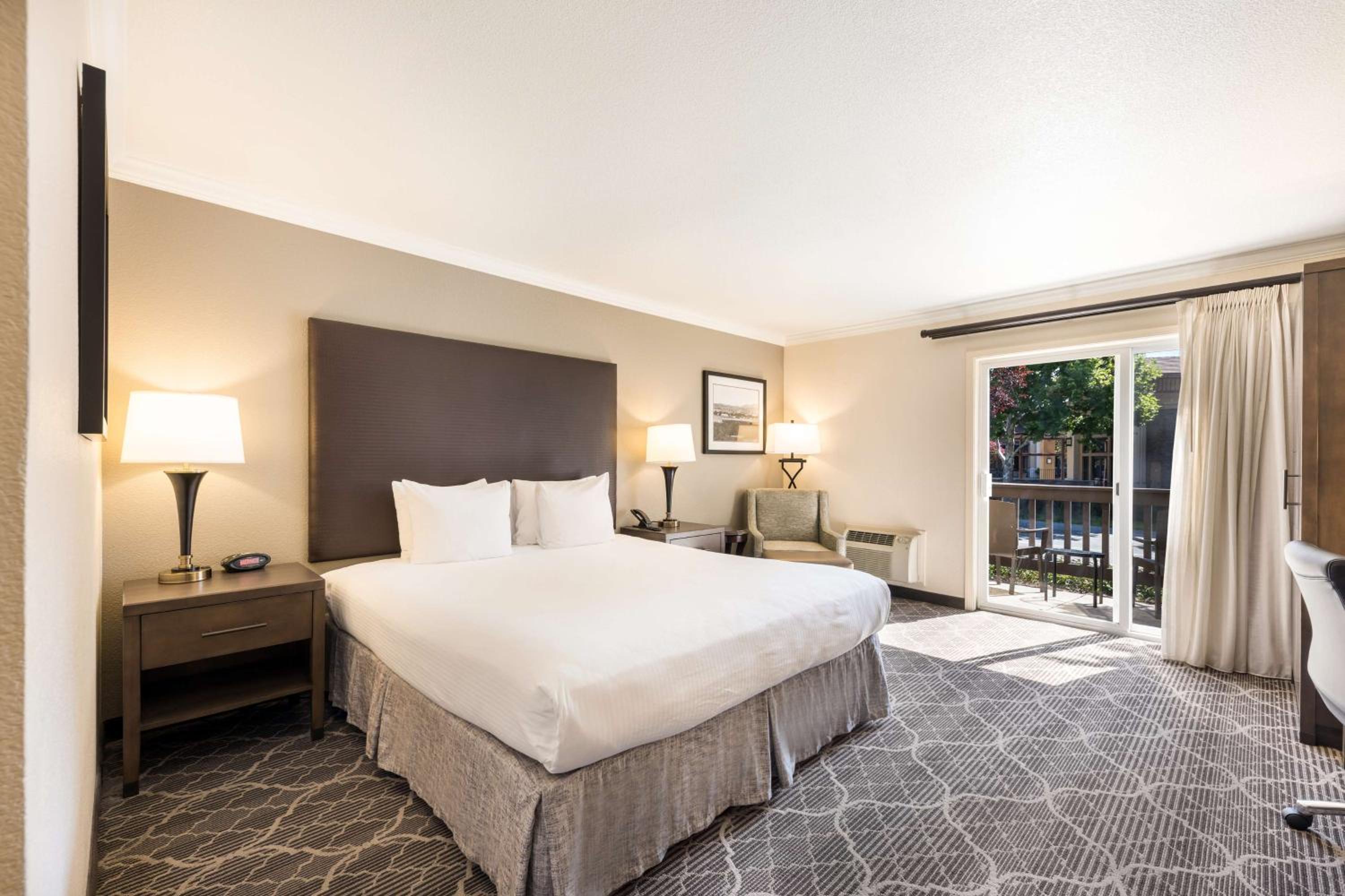 King Room with Patio