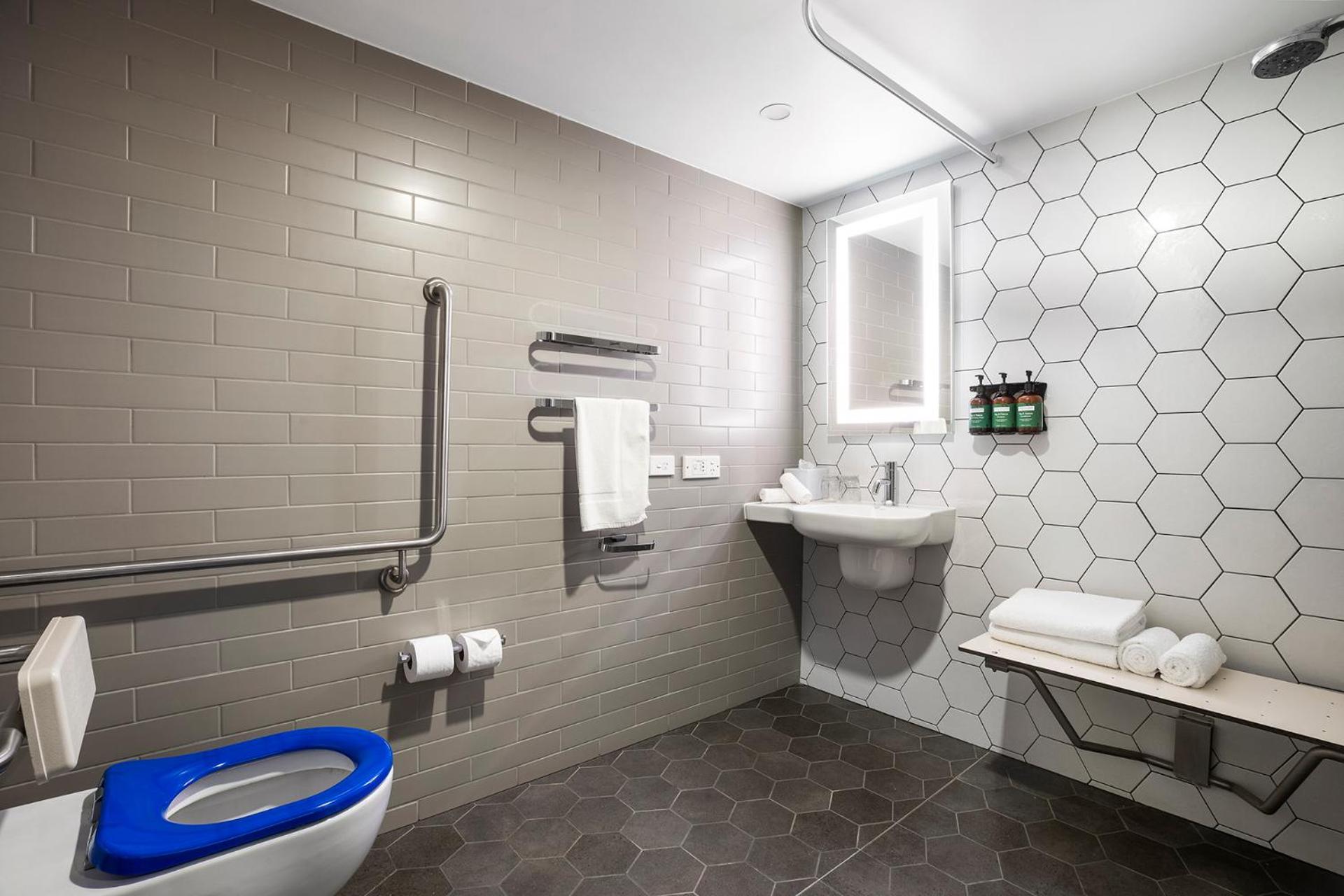 Standard King Room - Disability Access