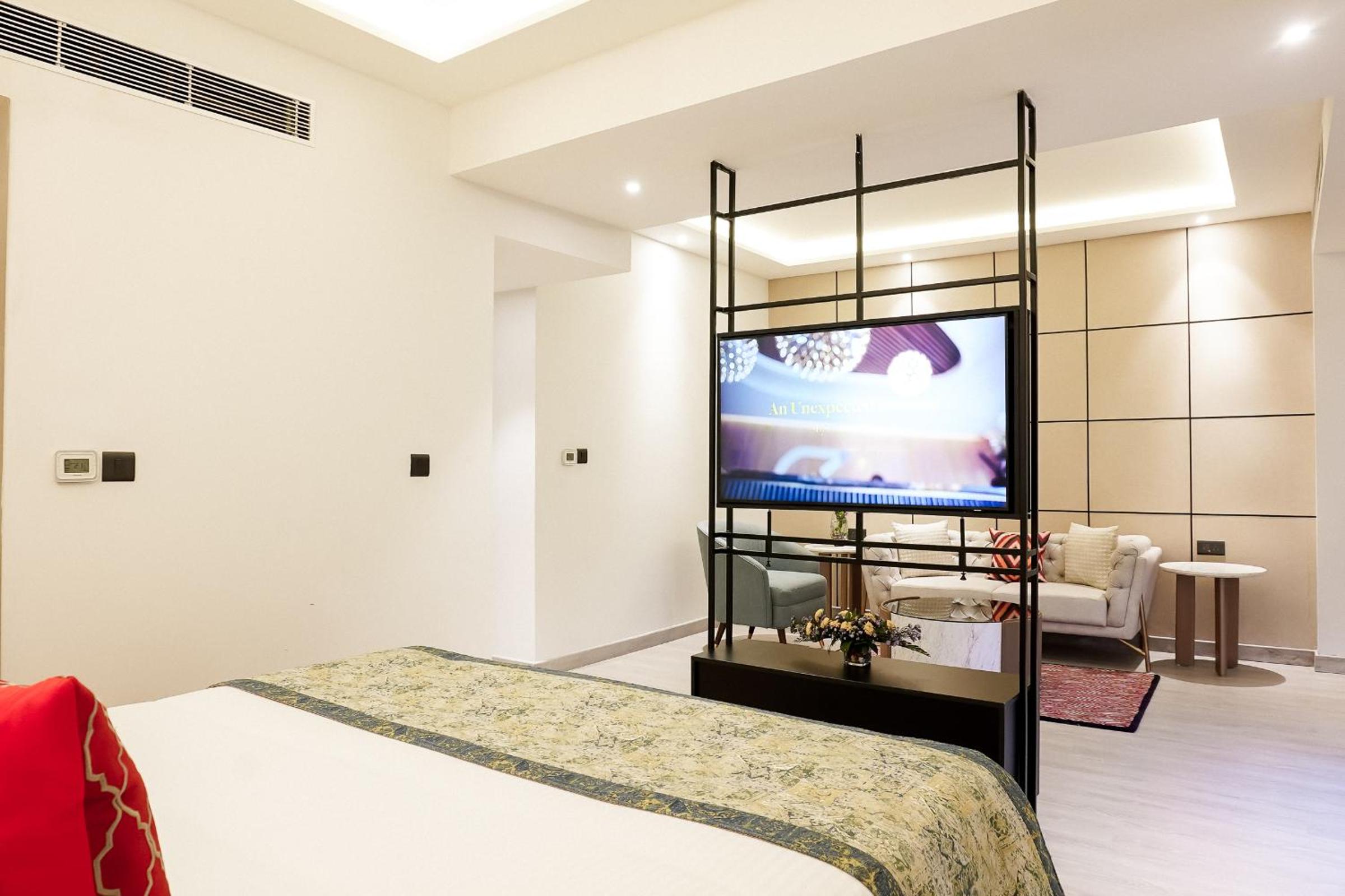 Junior Suite With 15% Discount On Food, Beverages And Laundry