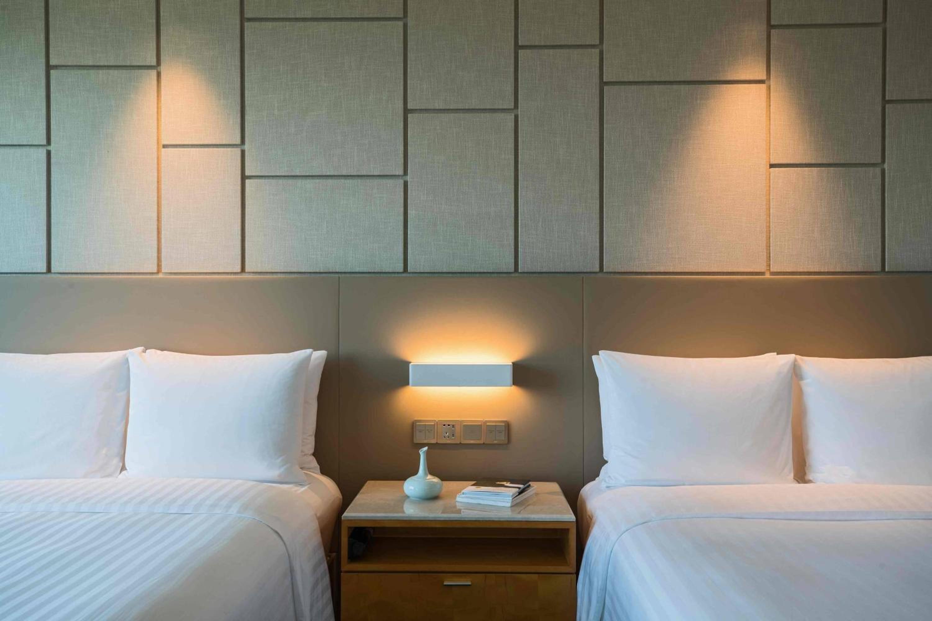 Club Twin Room