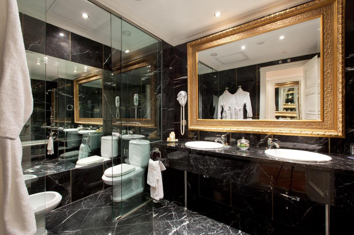 Twin Room with Sofa Bed (2 Adults + 1 Child)