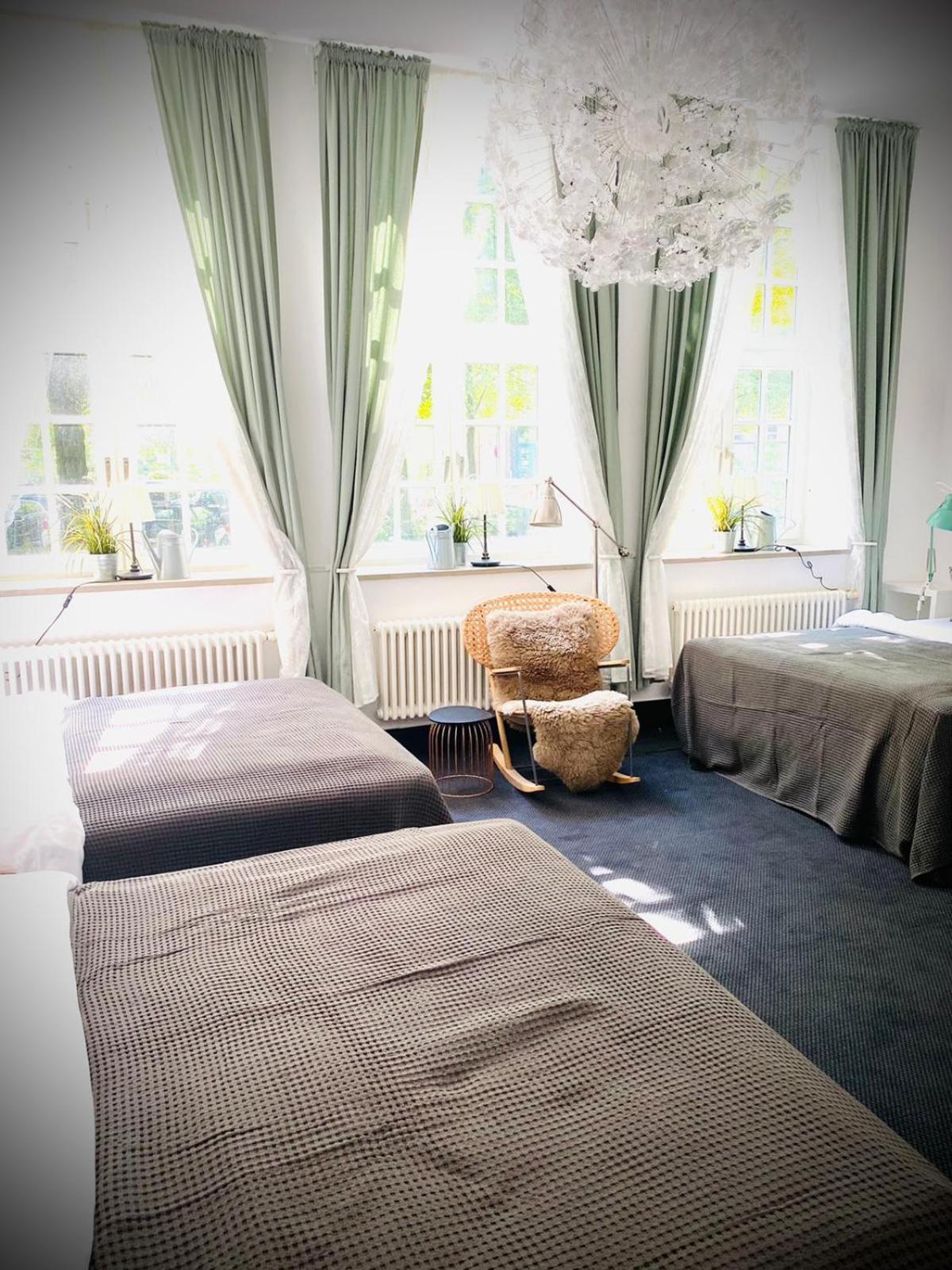 Standard Family Room