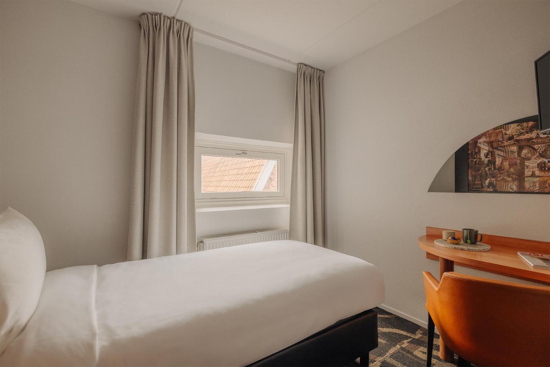 Comfort Room 1 Single Bed