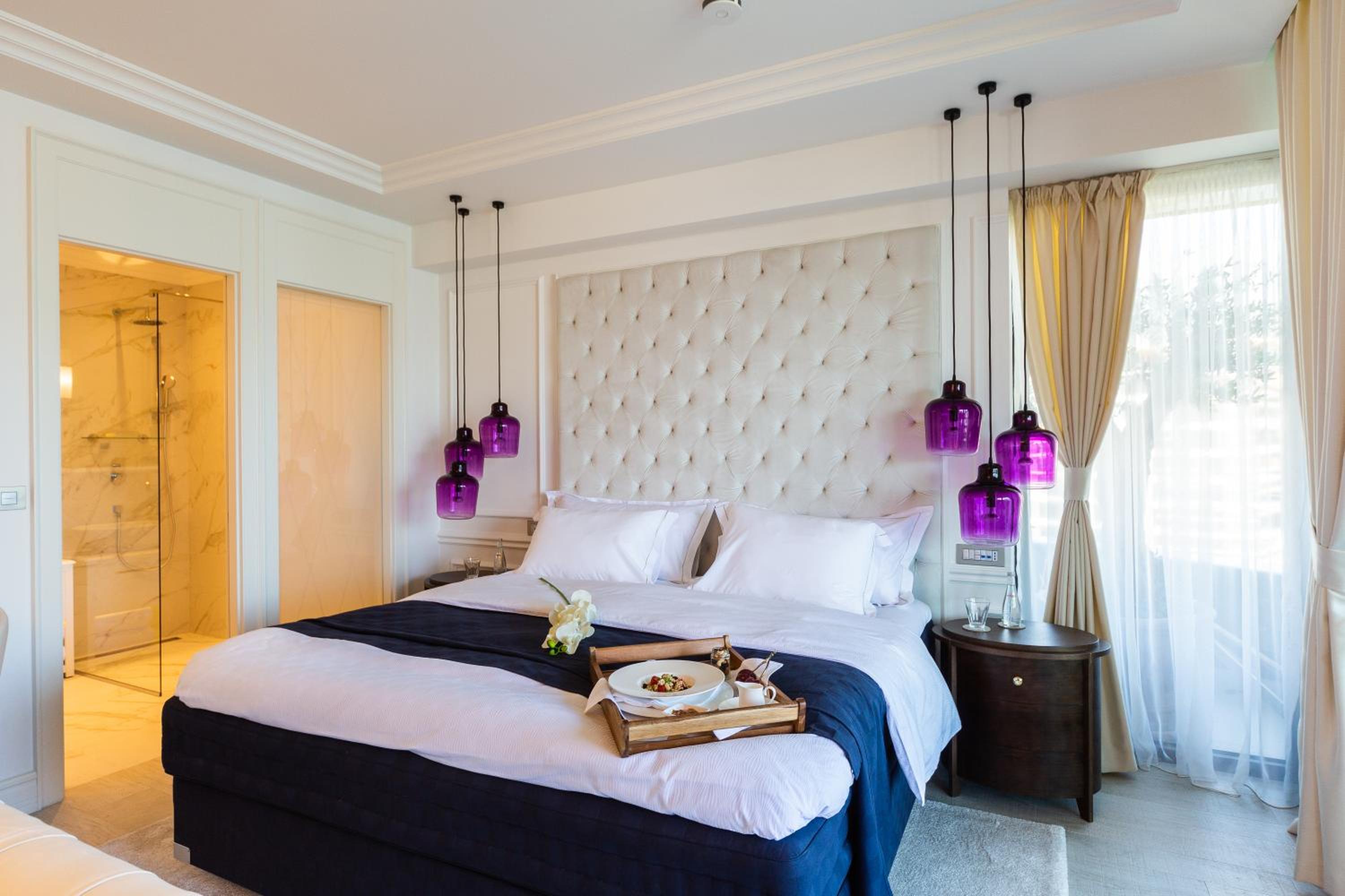 Executive Junior Suite with Terrace and Sea View 