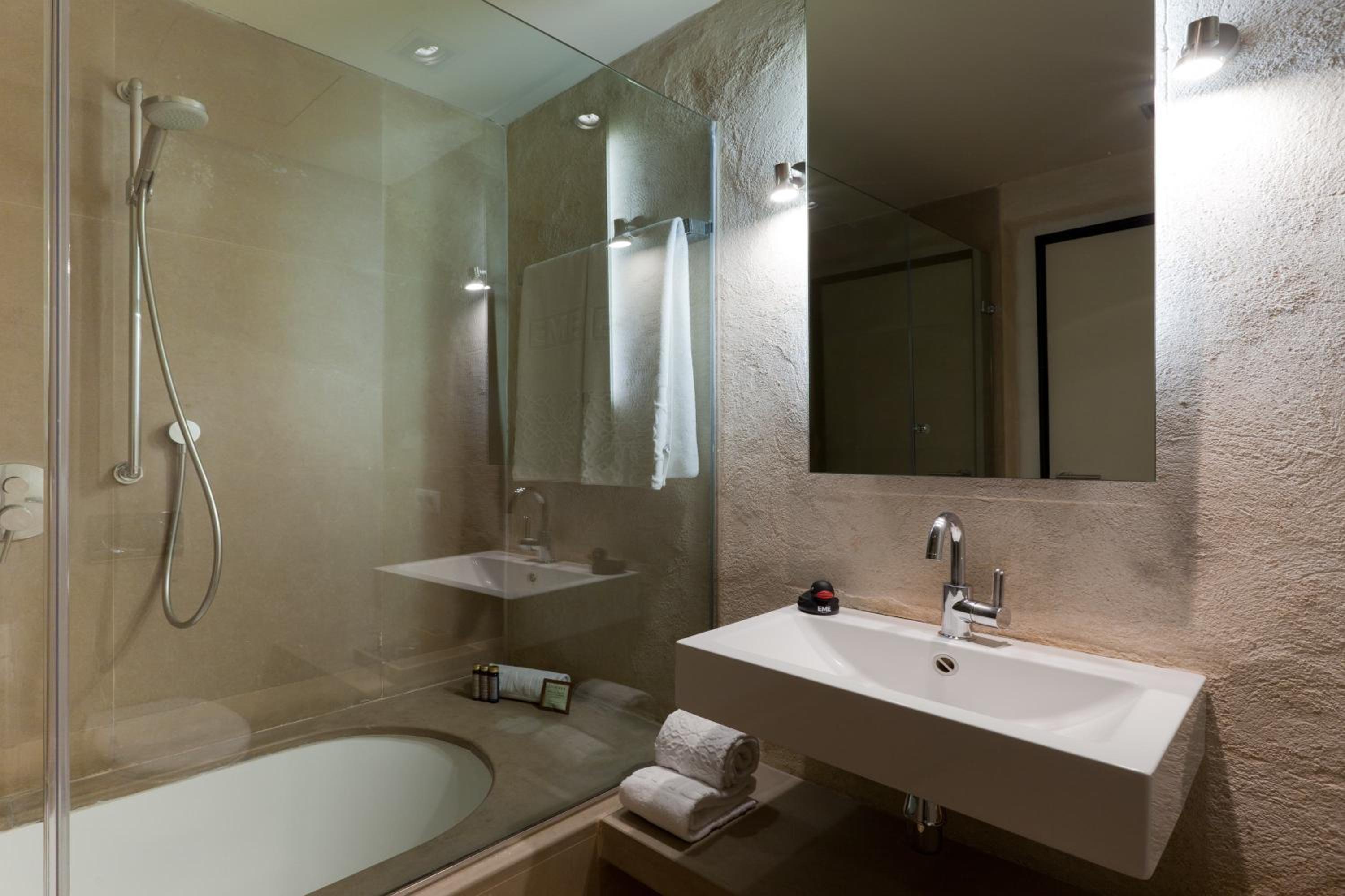 Deluxe Double Room with Views