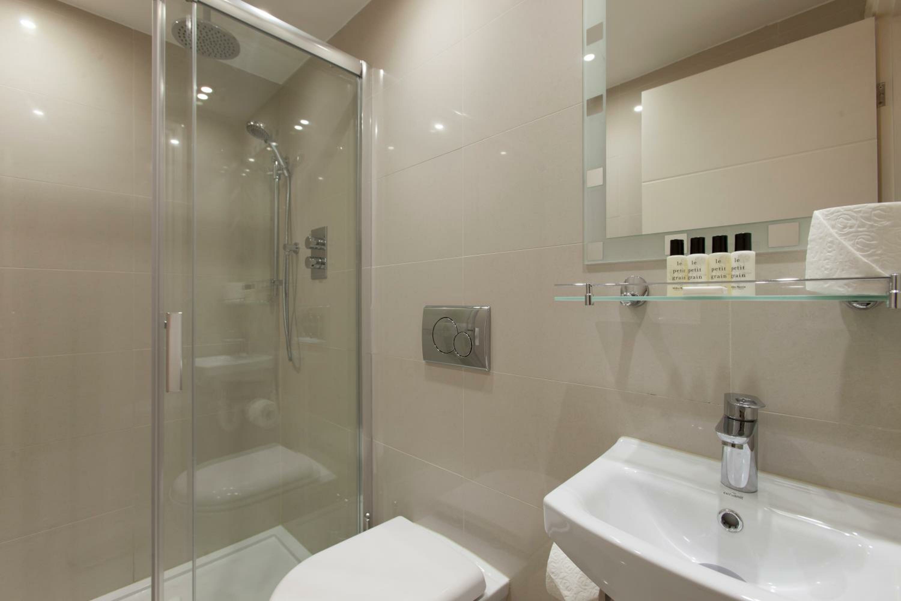 Economy Single Room (basement - no window) 